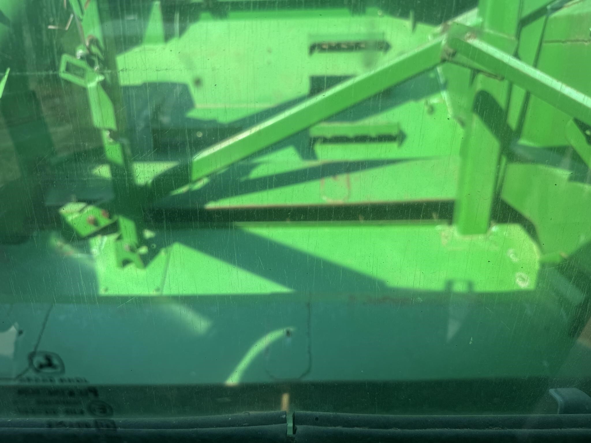 2013 John Deere S680 Combine