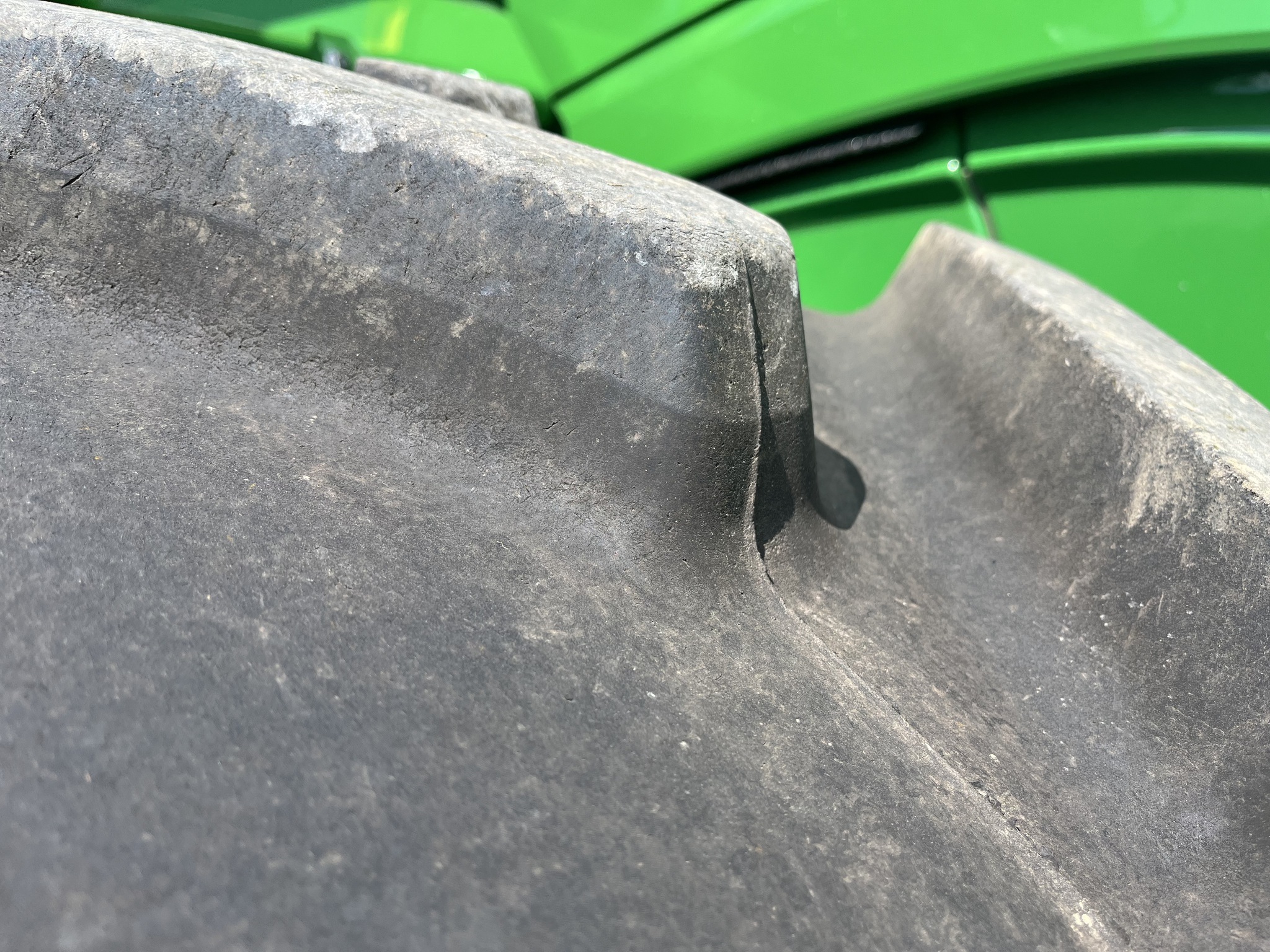 2022 John Deere 9R 590 Tractor