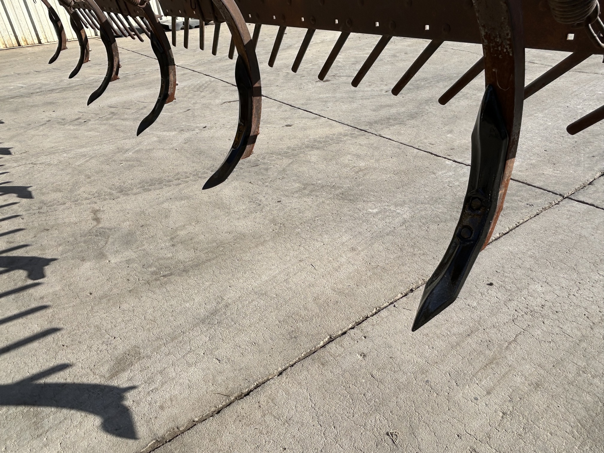 1980 John Deere 2111 Chisel Plow