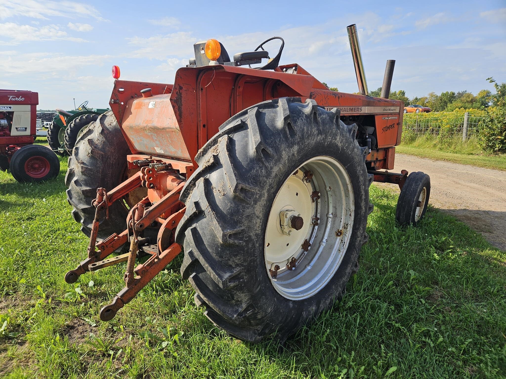 1969 Allis Chalmers 190XT III Tractor
