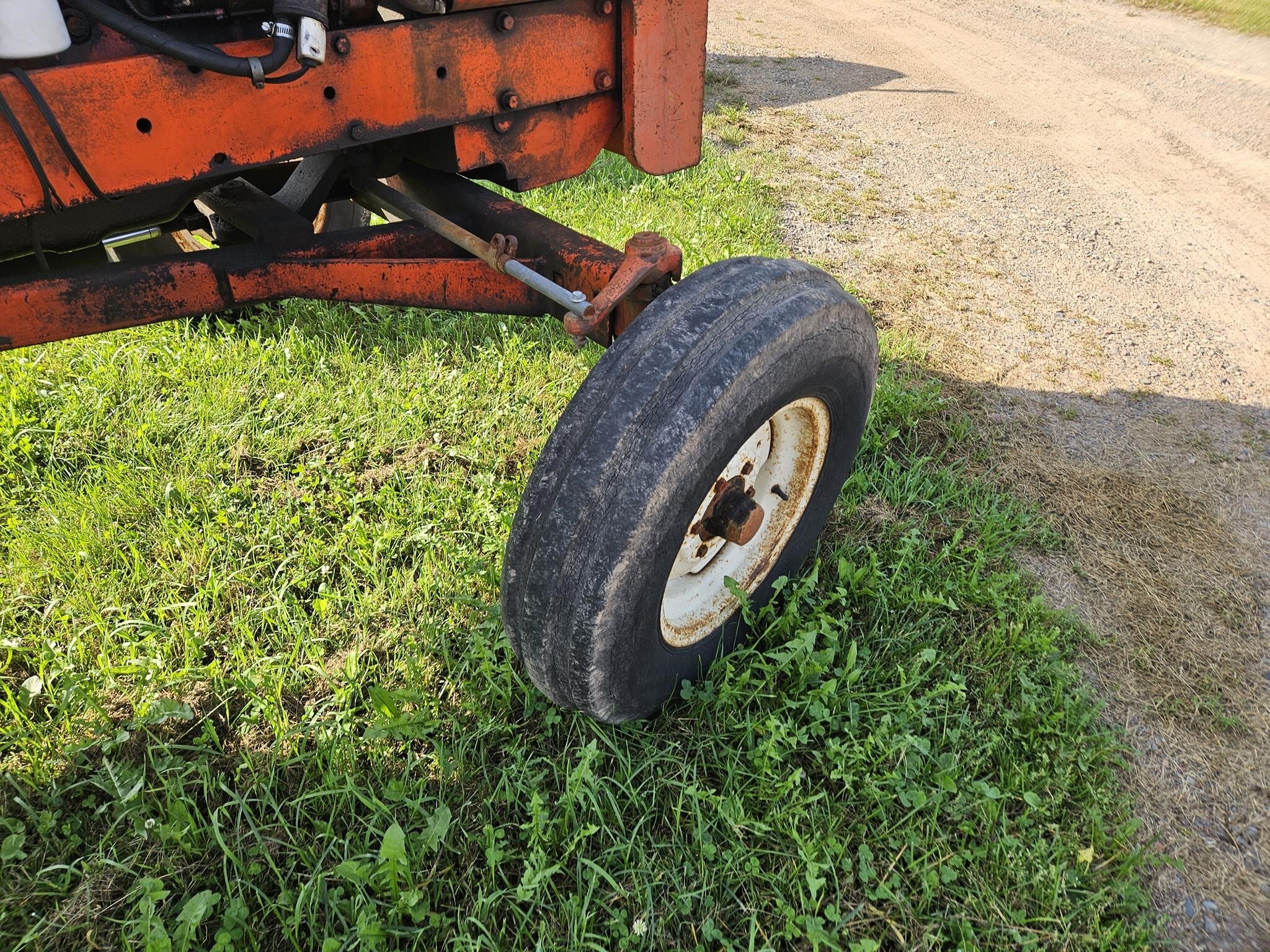 1969 Allis Chalmers 190XT III Tractor