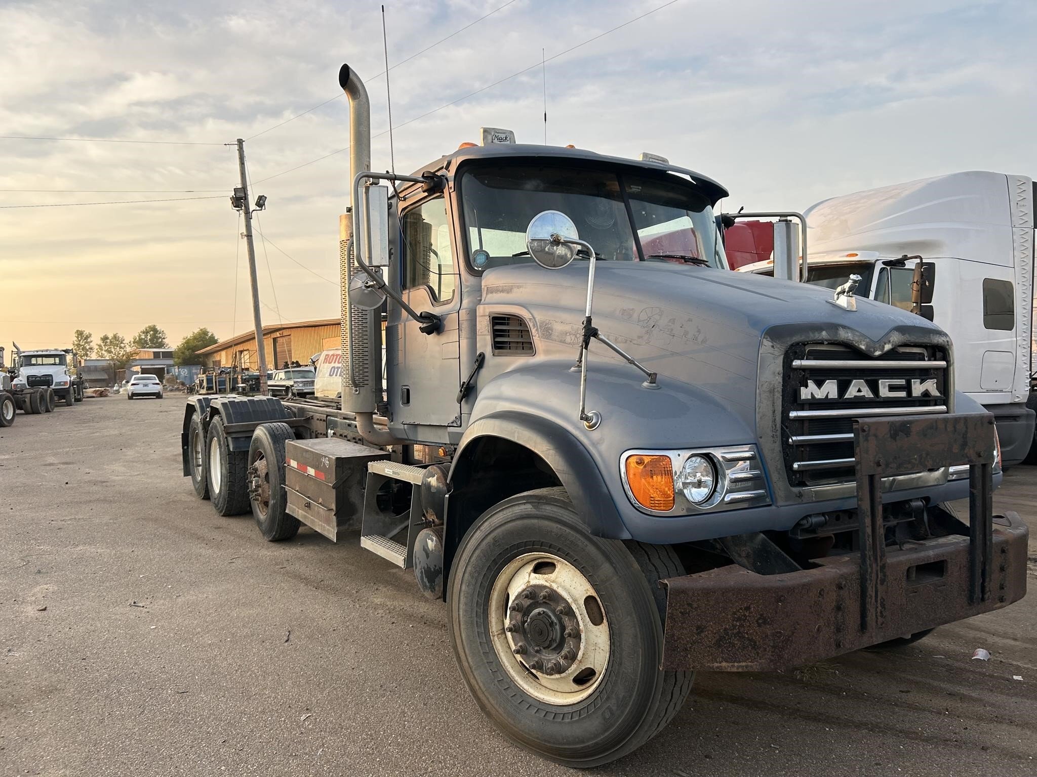2007 Mack Granite CV713 Dump Trucks/Trailer
