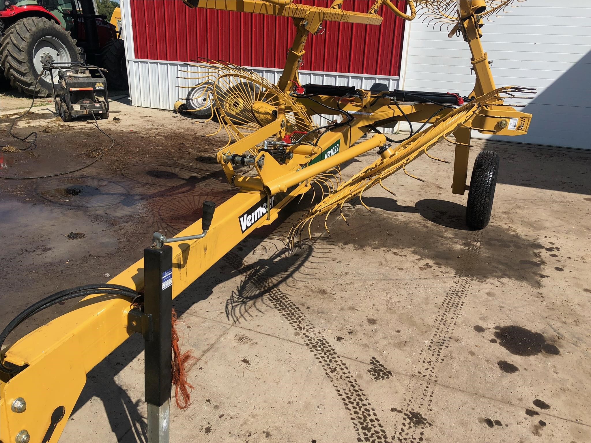  Vermeer VR1022 Rake