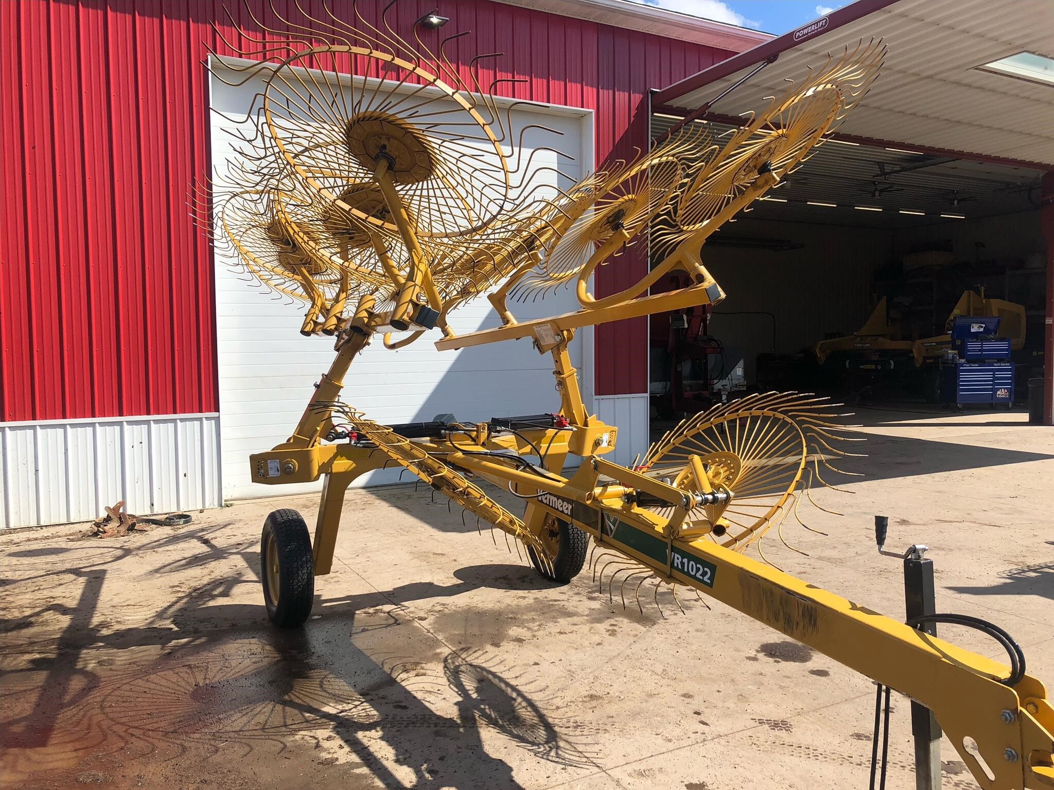  Vermeer VR1022 Rake