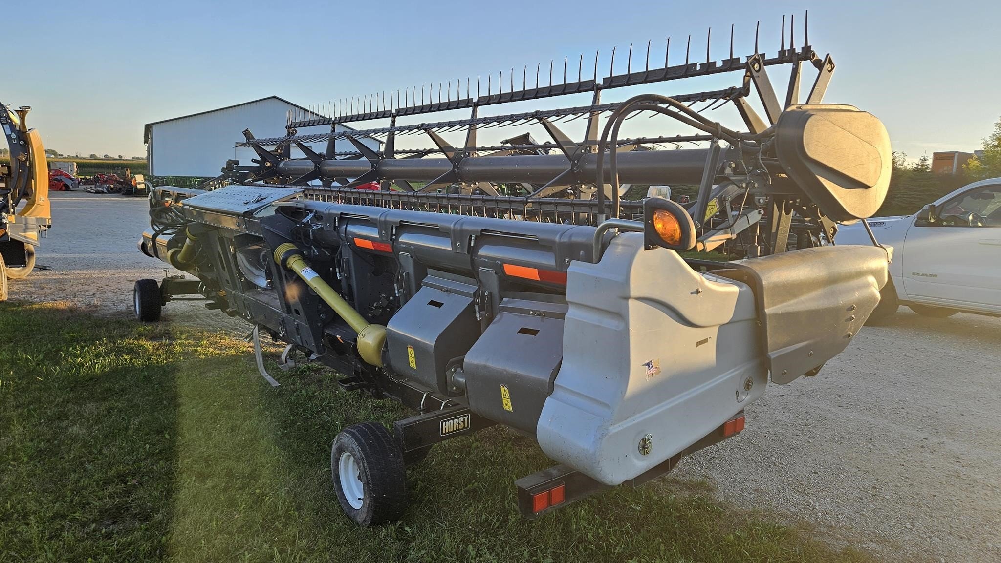 2012 Gleaner 9250 Platform