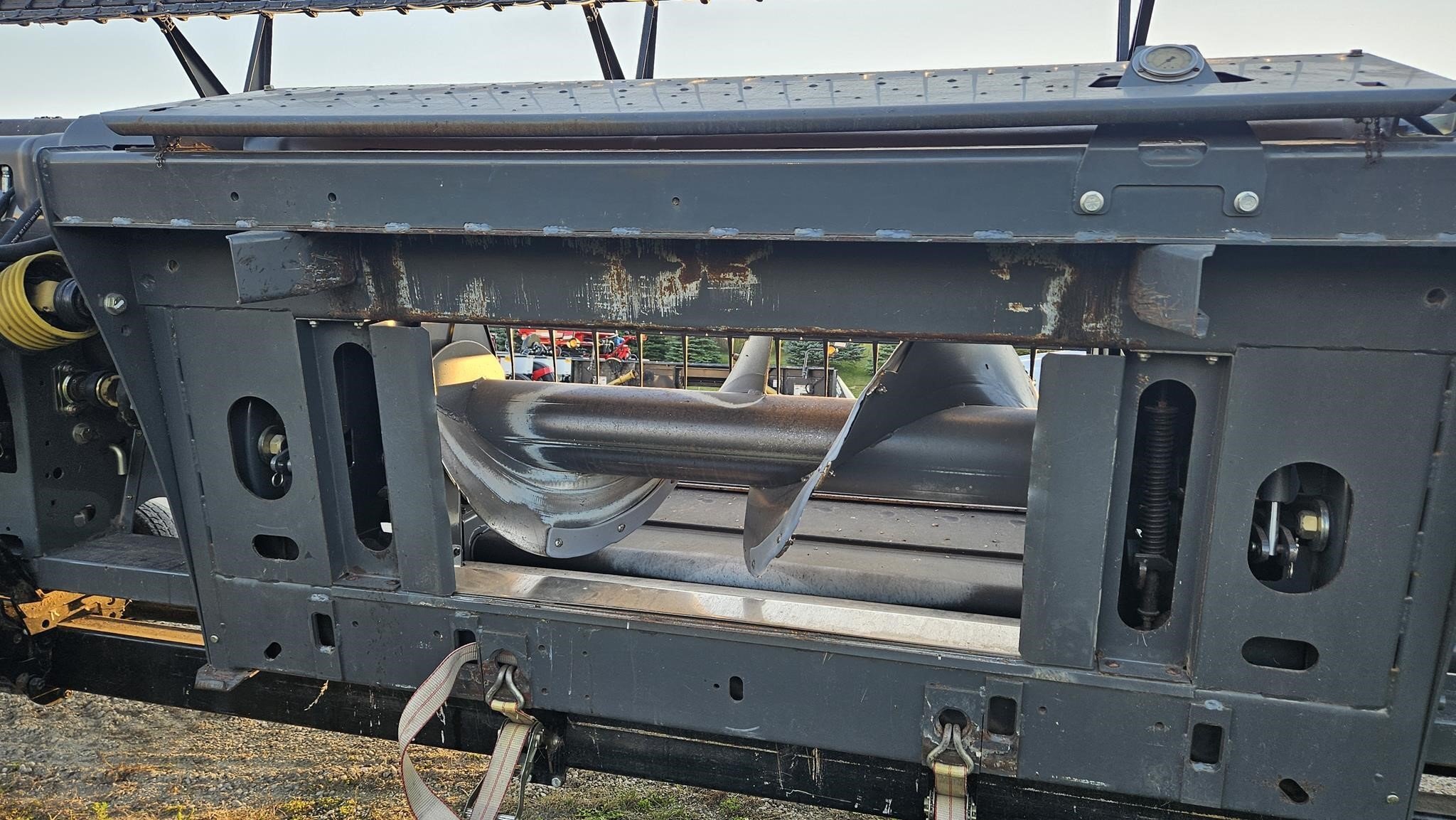 2012 Gleaner 9250 Platform