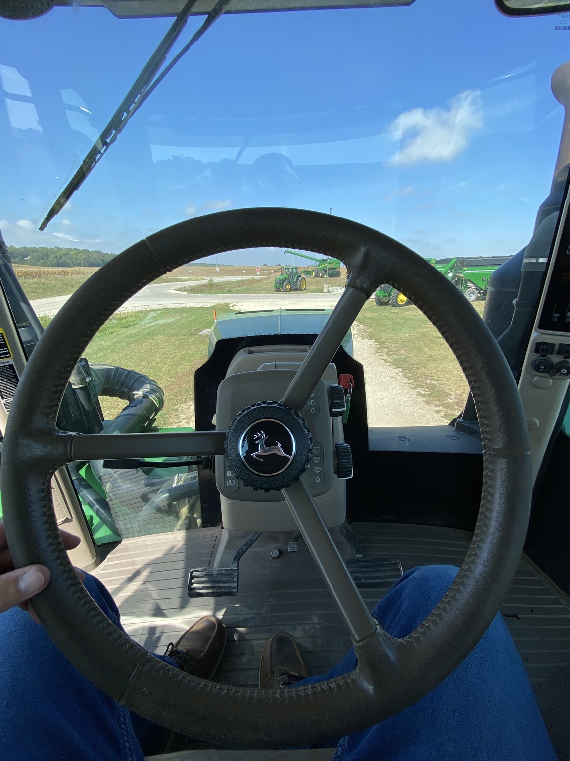 2018 John Deere 9520RX Tractor