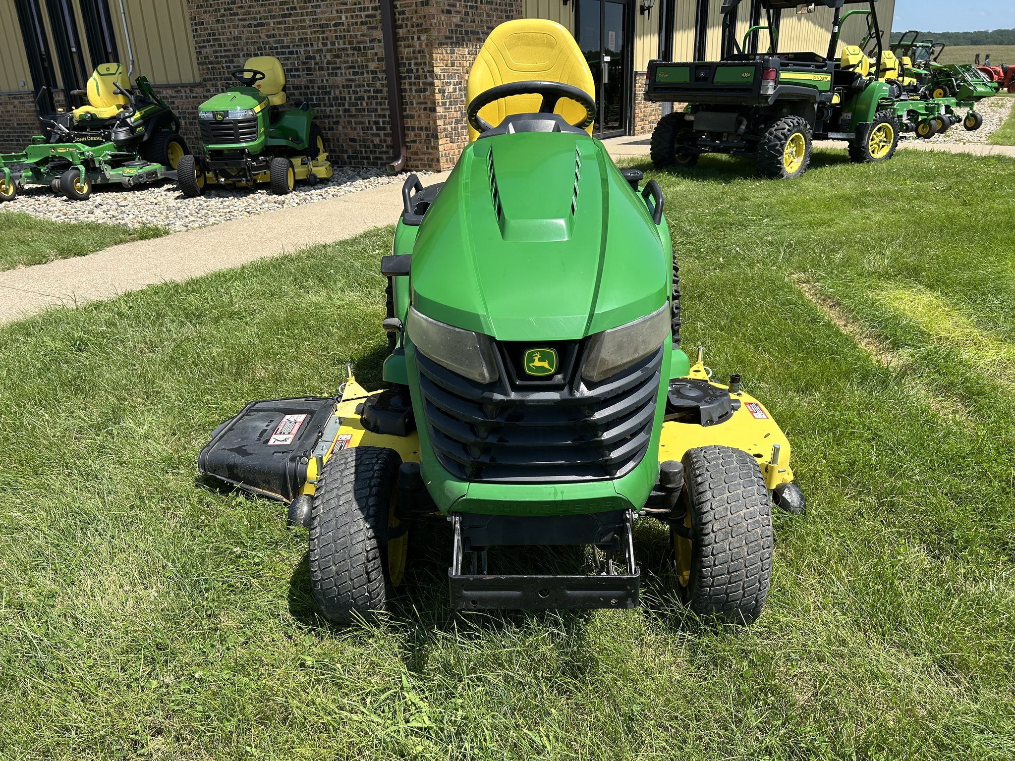 2016 John Deere X590 Lawn Mower