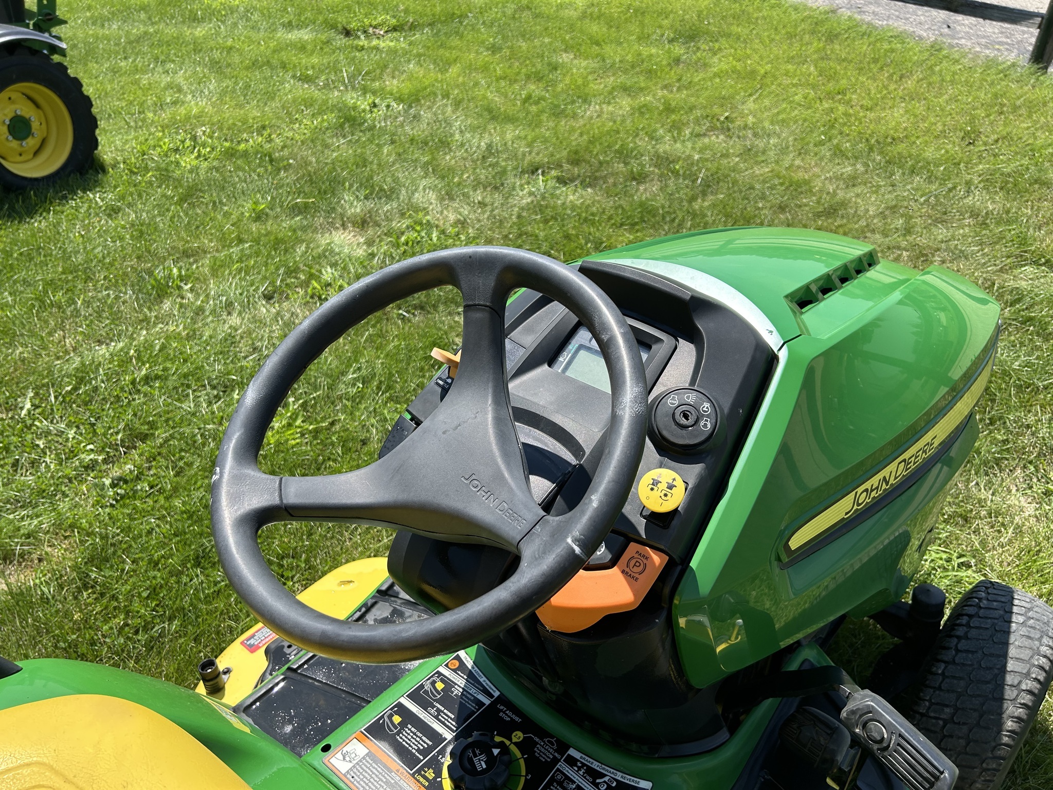 2016 John Deere X590 Lawn Mower
