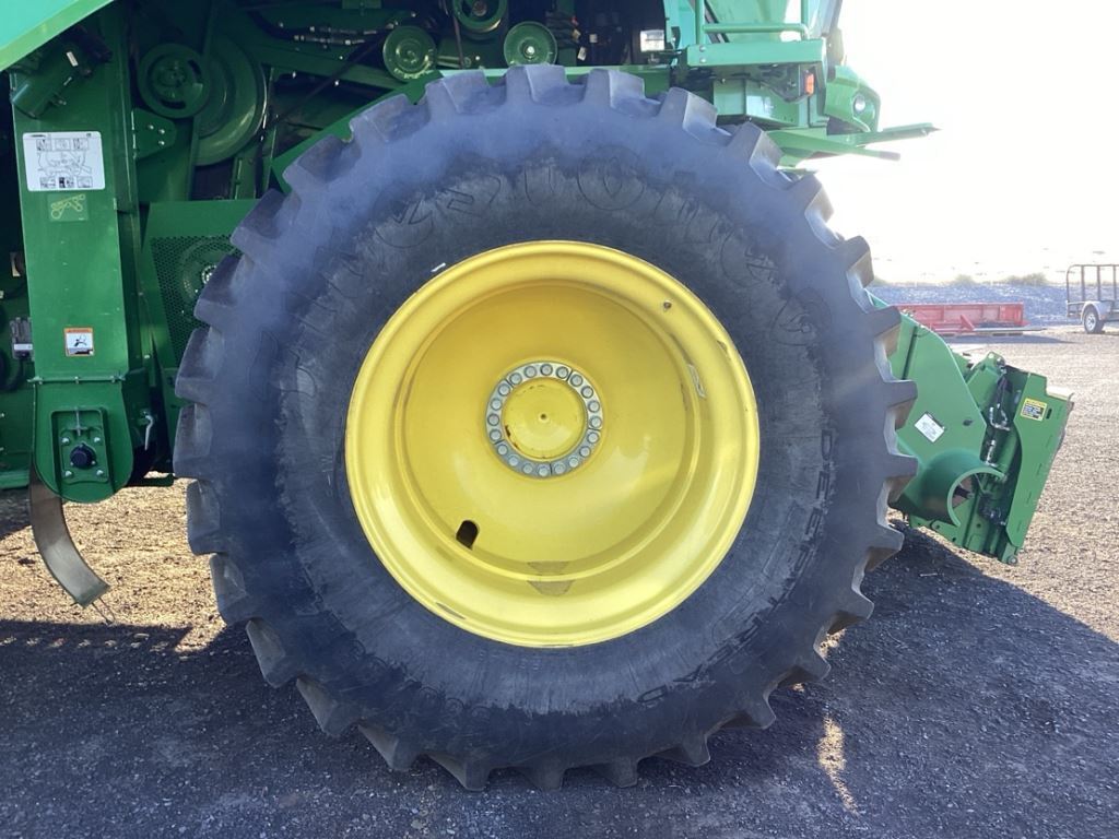 2020 John Deere S780 Combine