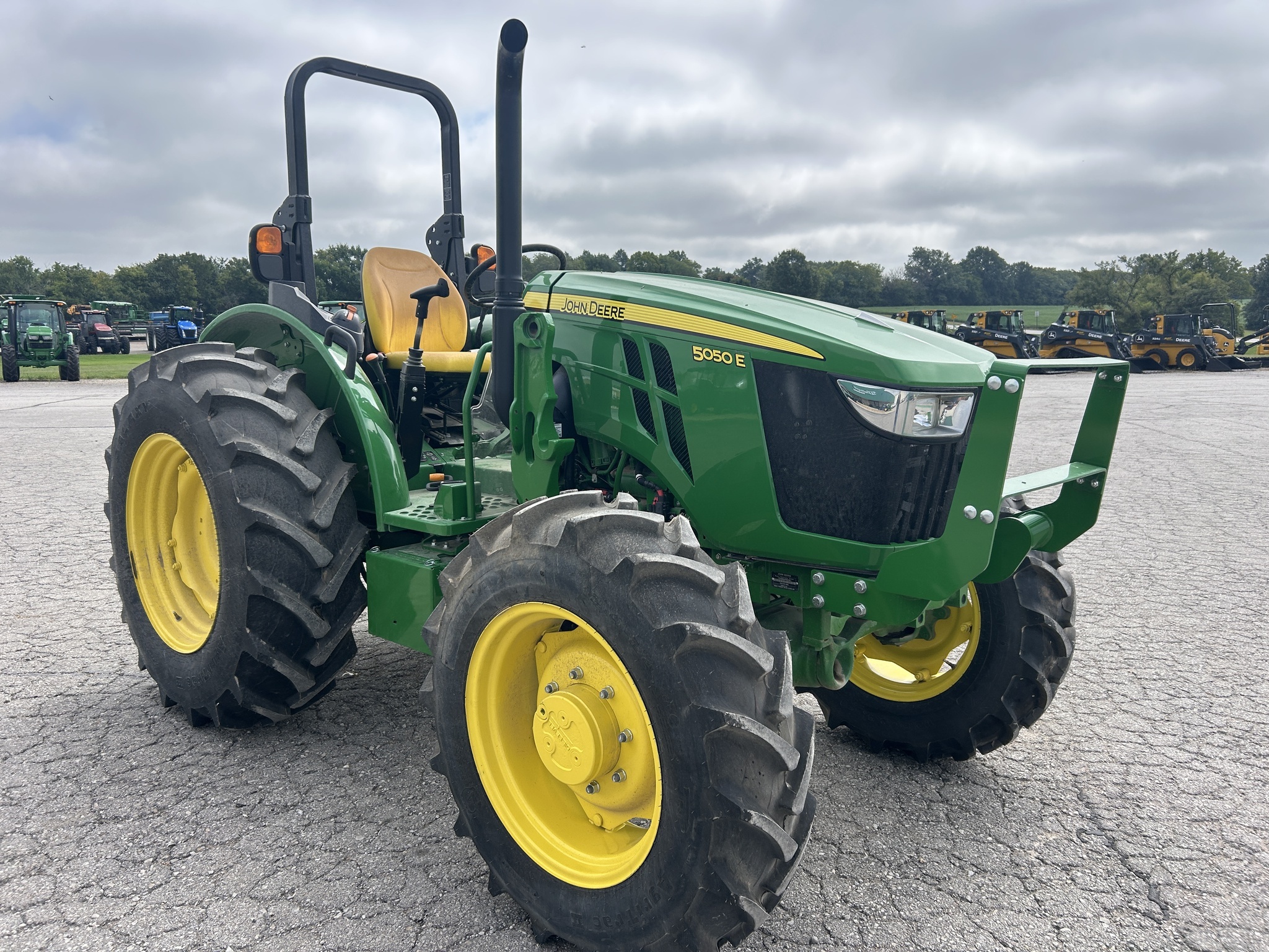 2023 John Deere 5050E Tractor