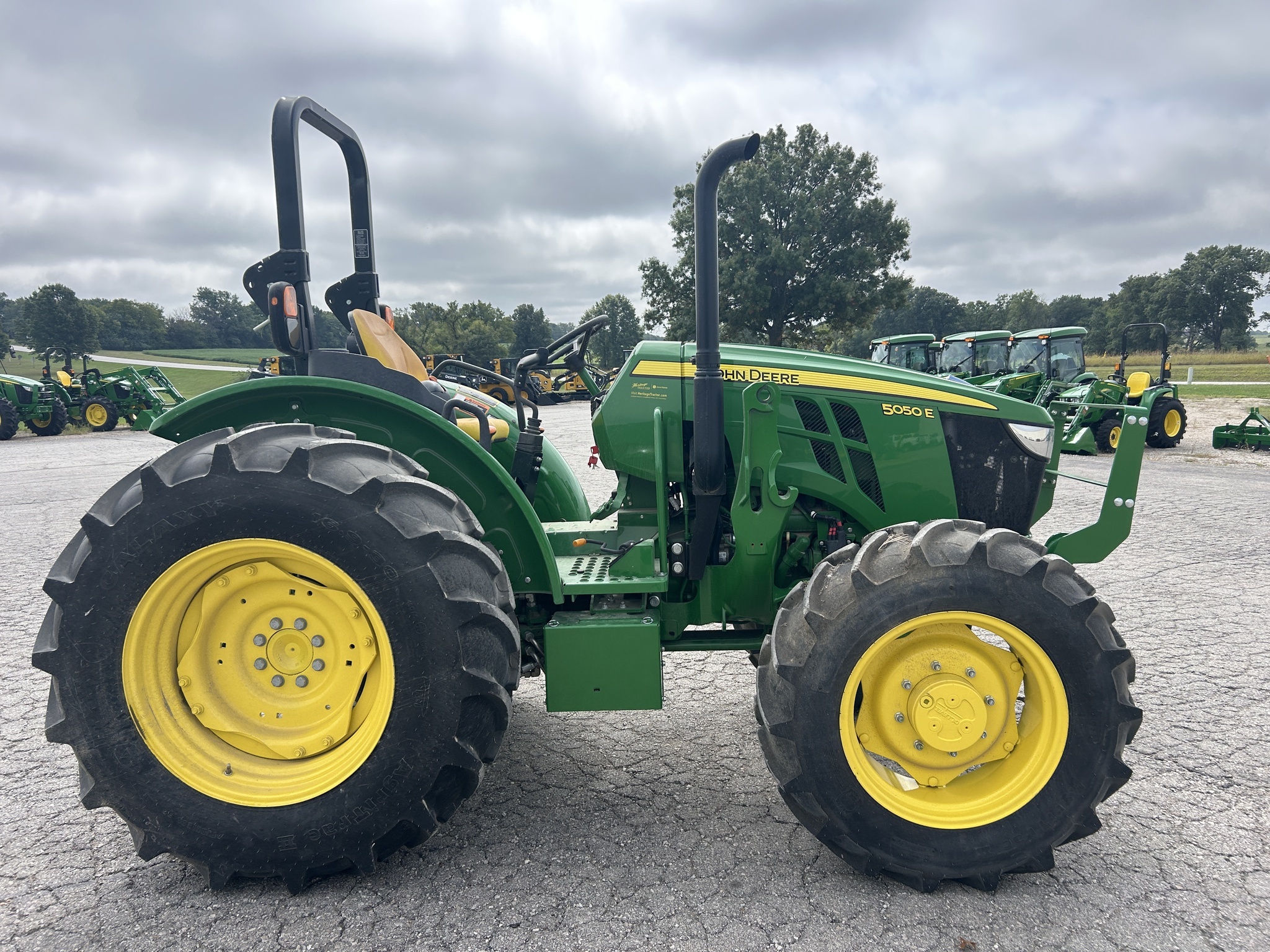 2023 John Deere 5050E Tractor