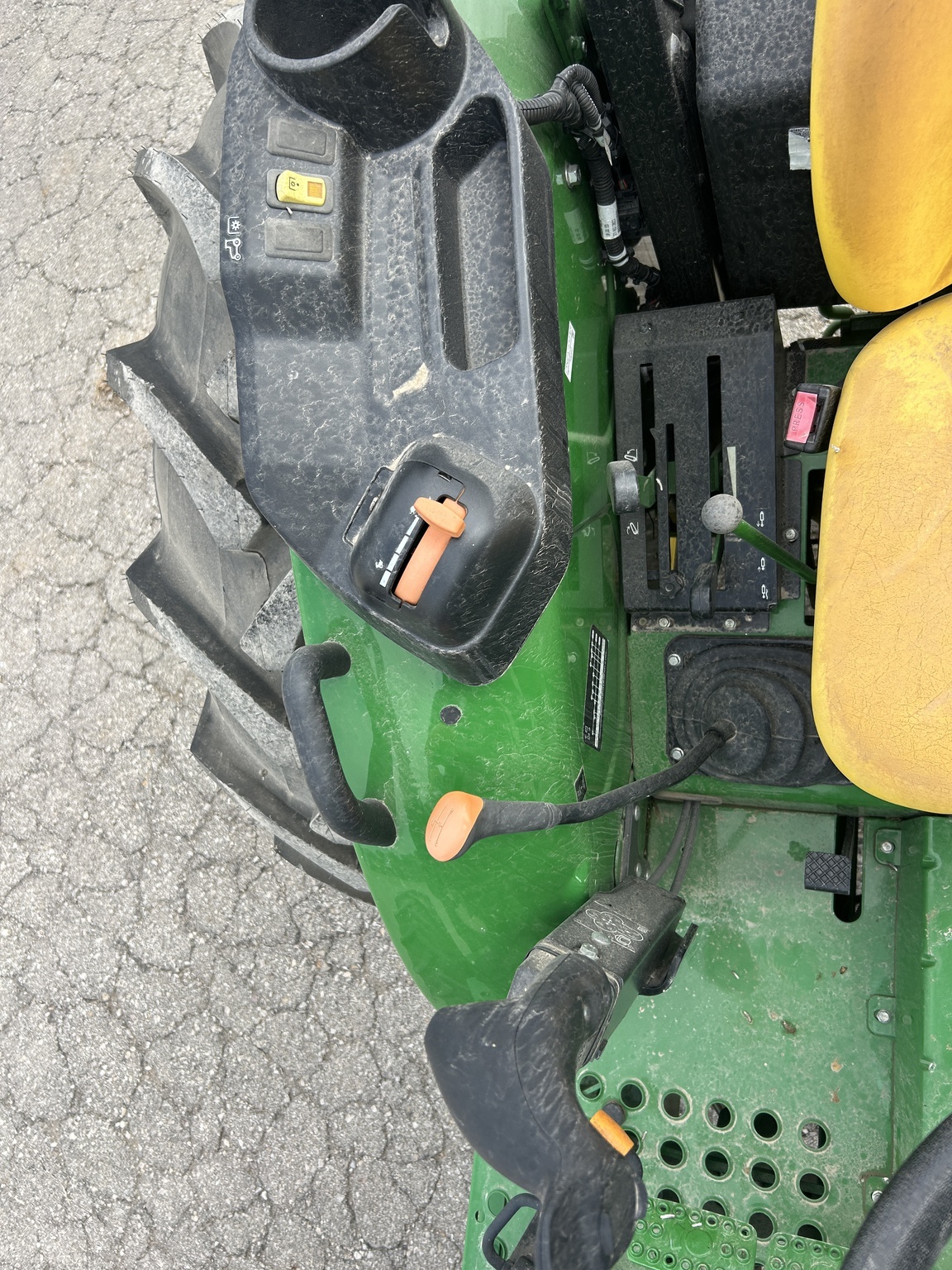 2023 John Deere 5050E Tractor