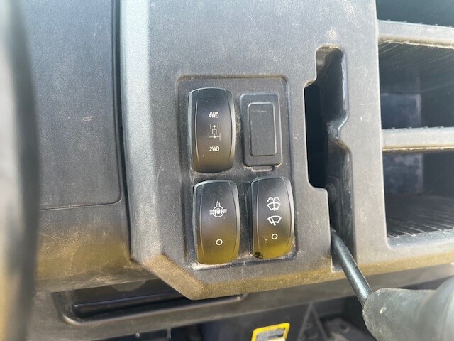 2021 John Deere XUV 835M ATVs and Utility Vehicle