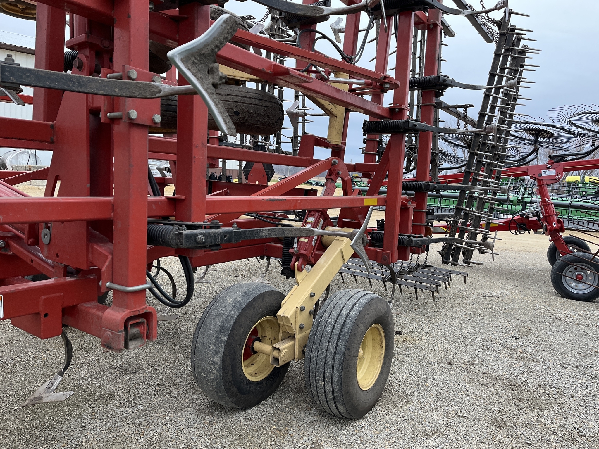 2008 Krause Landsman TL6200 Soil Finisher