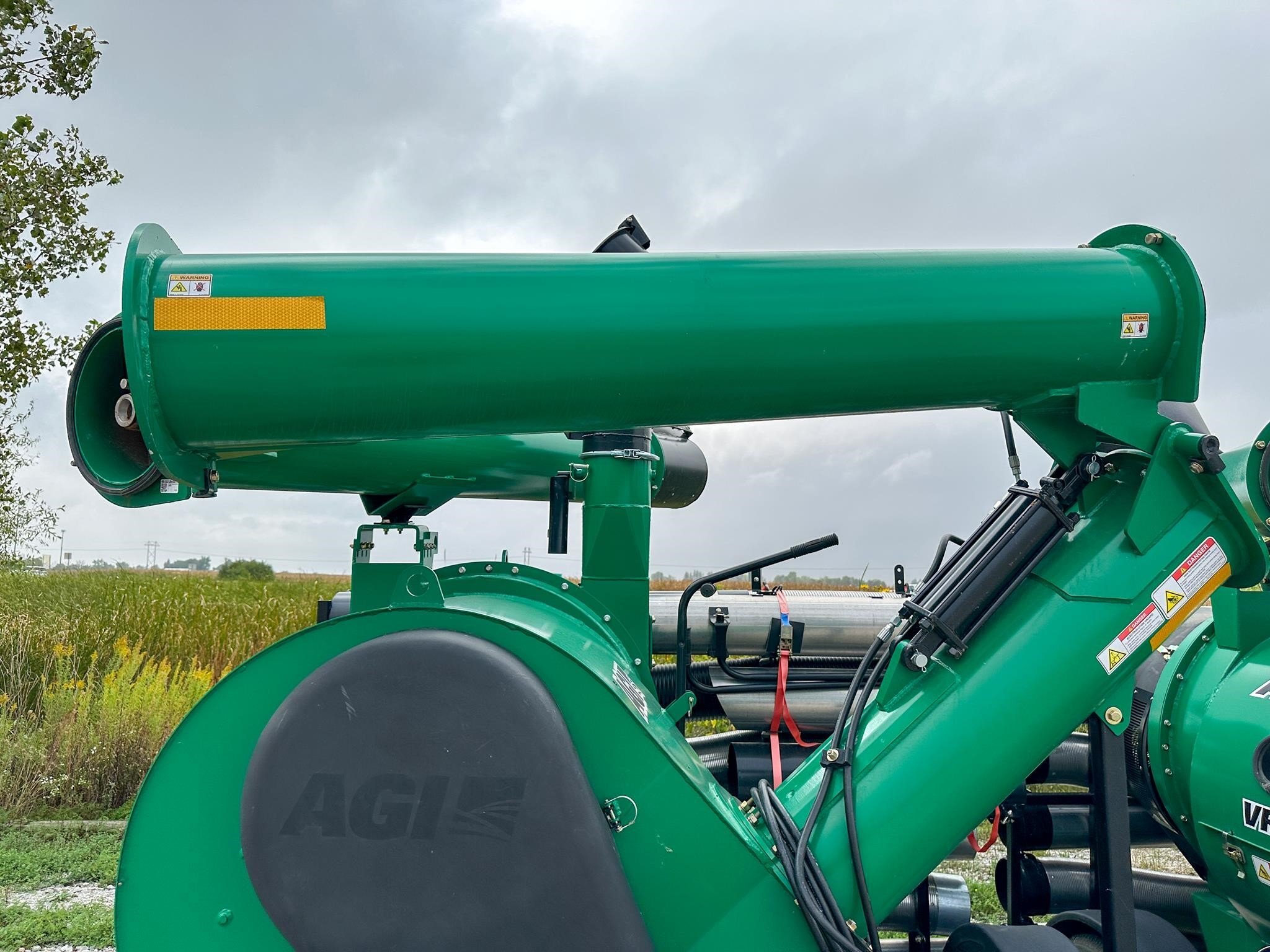 2026 AGI VR12 Grain Vac