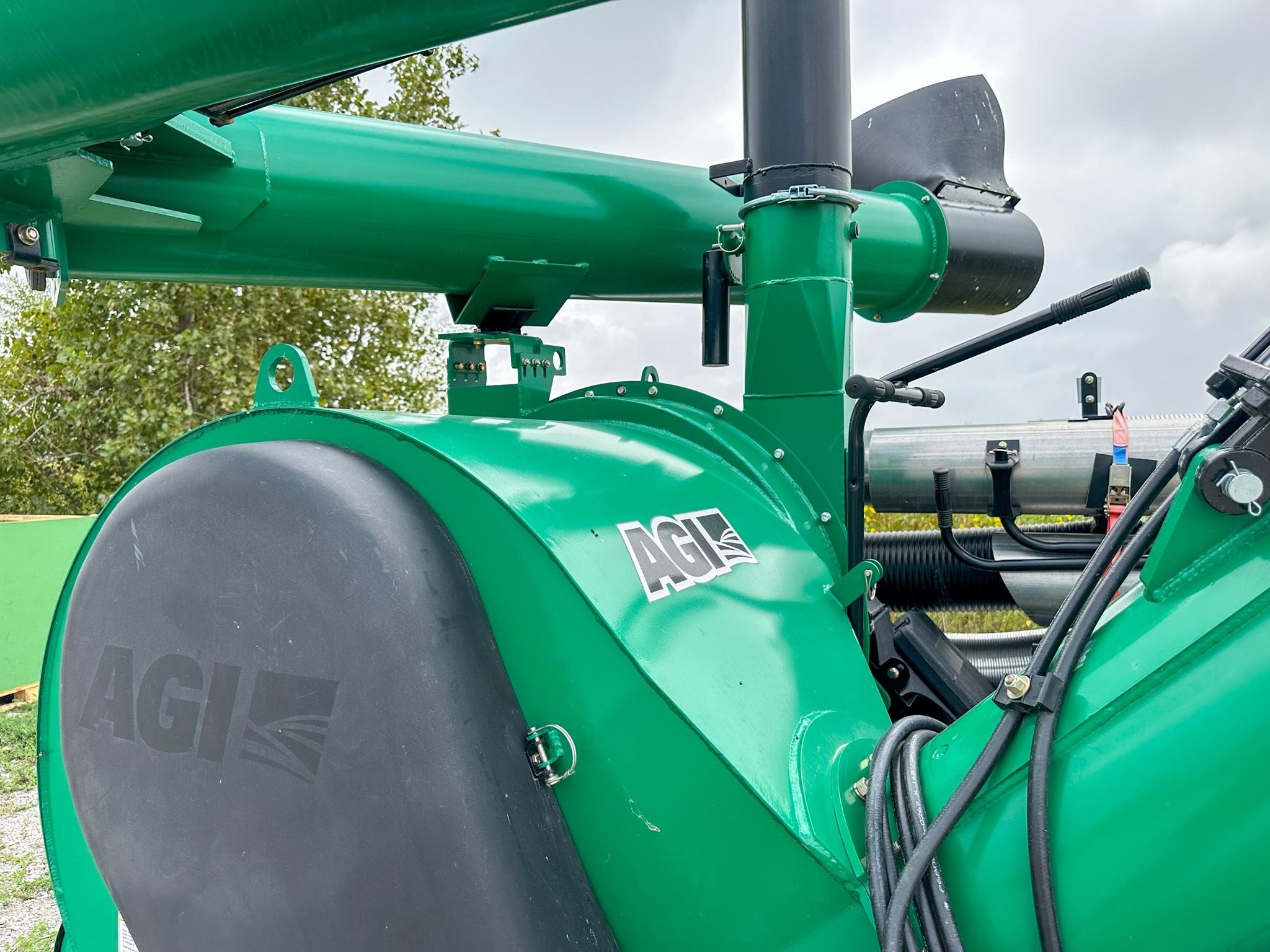 2026 AGI VR12 Grain Vac