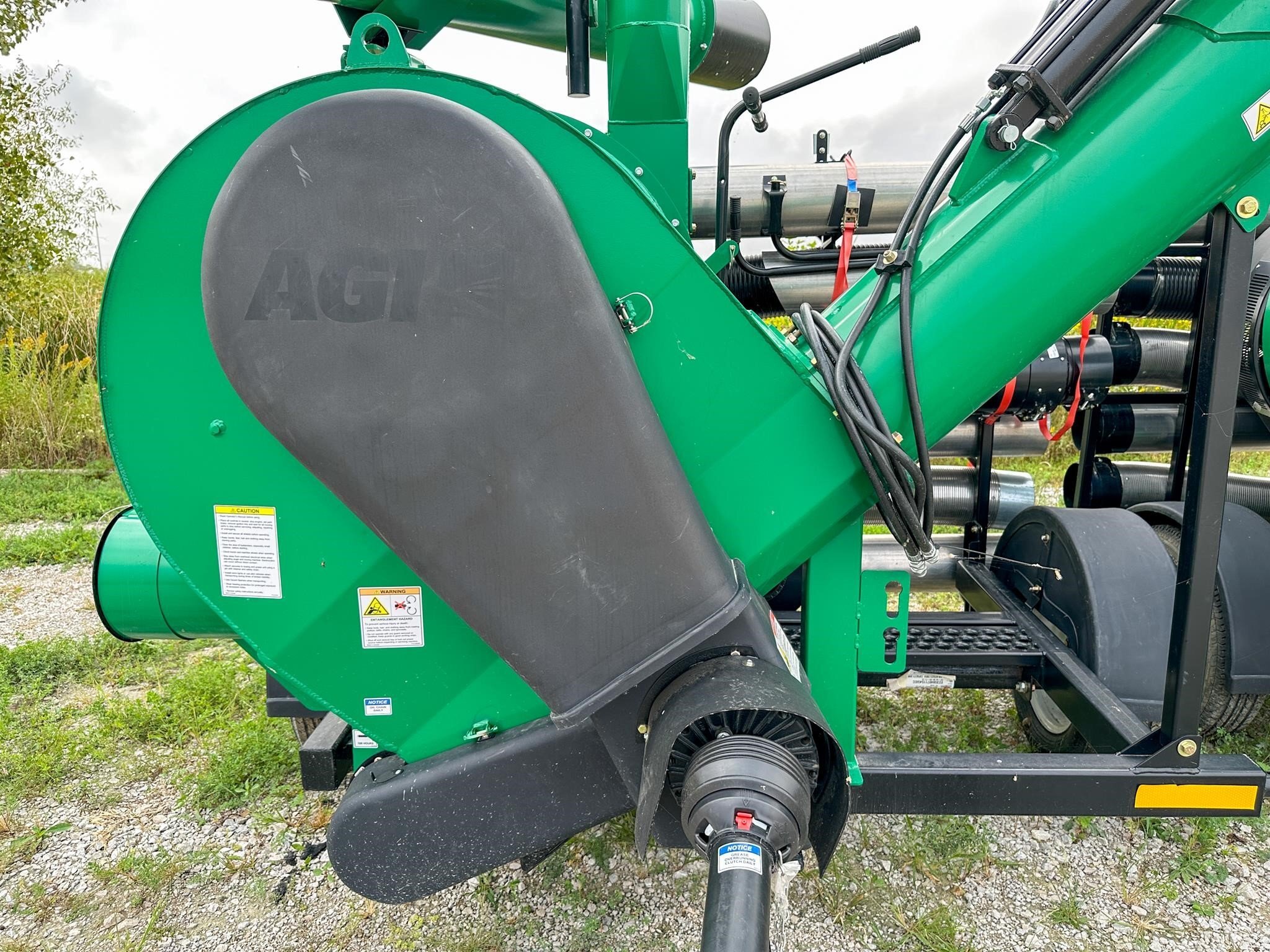 2026 AGI VR12 Grain Vac