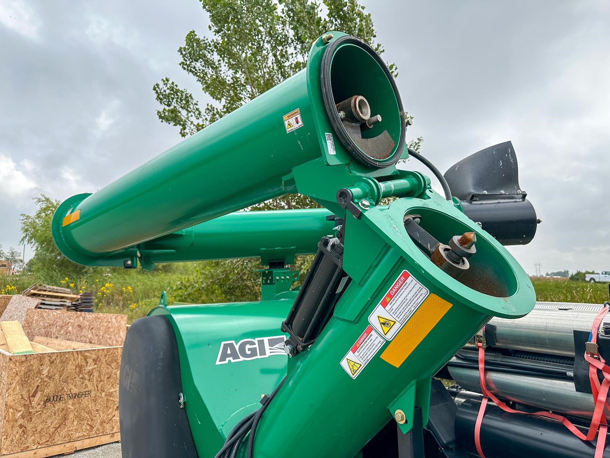 2026 AGI VR12 Grain Vac