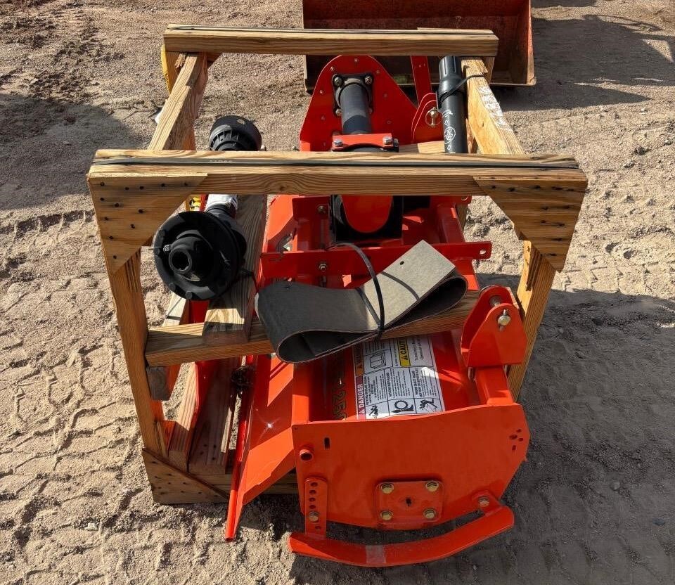  Land Pride CA2572 Lawn Mower