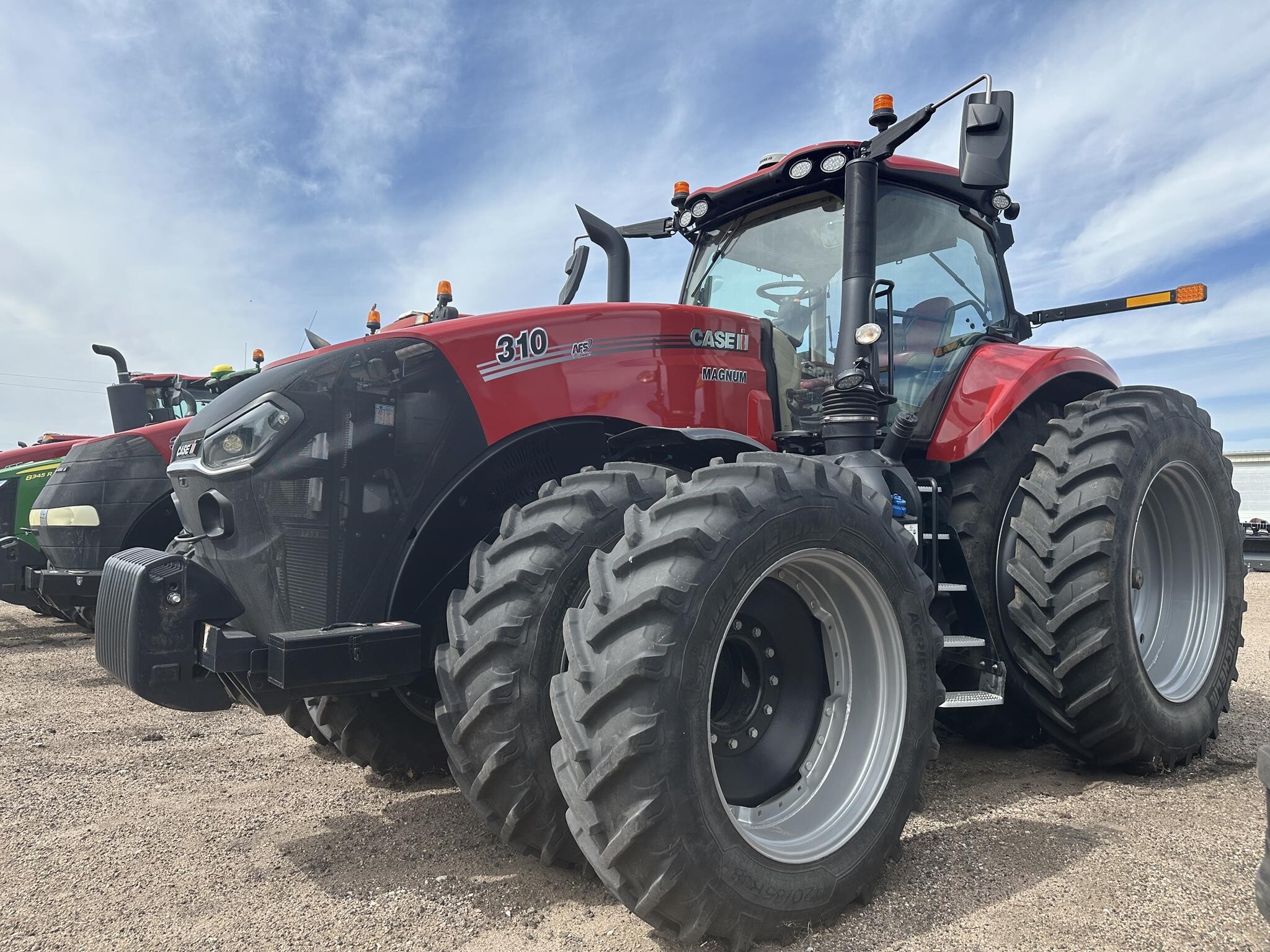 2022 Case IH MAGNUM 310 AFS CONNECT CVX Tractor