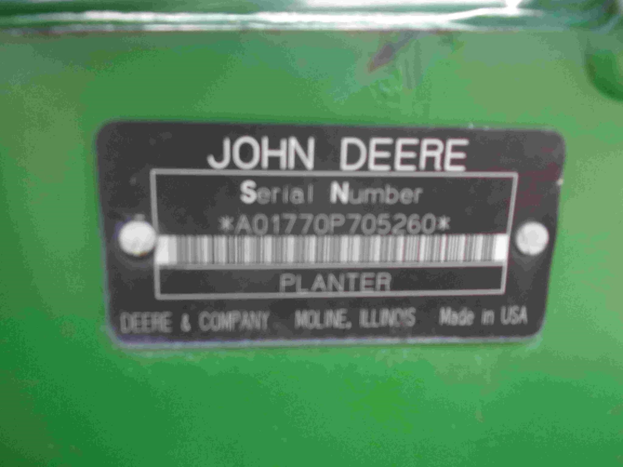 2004 John Deere 1770 Planter