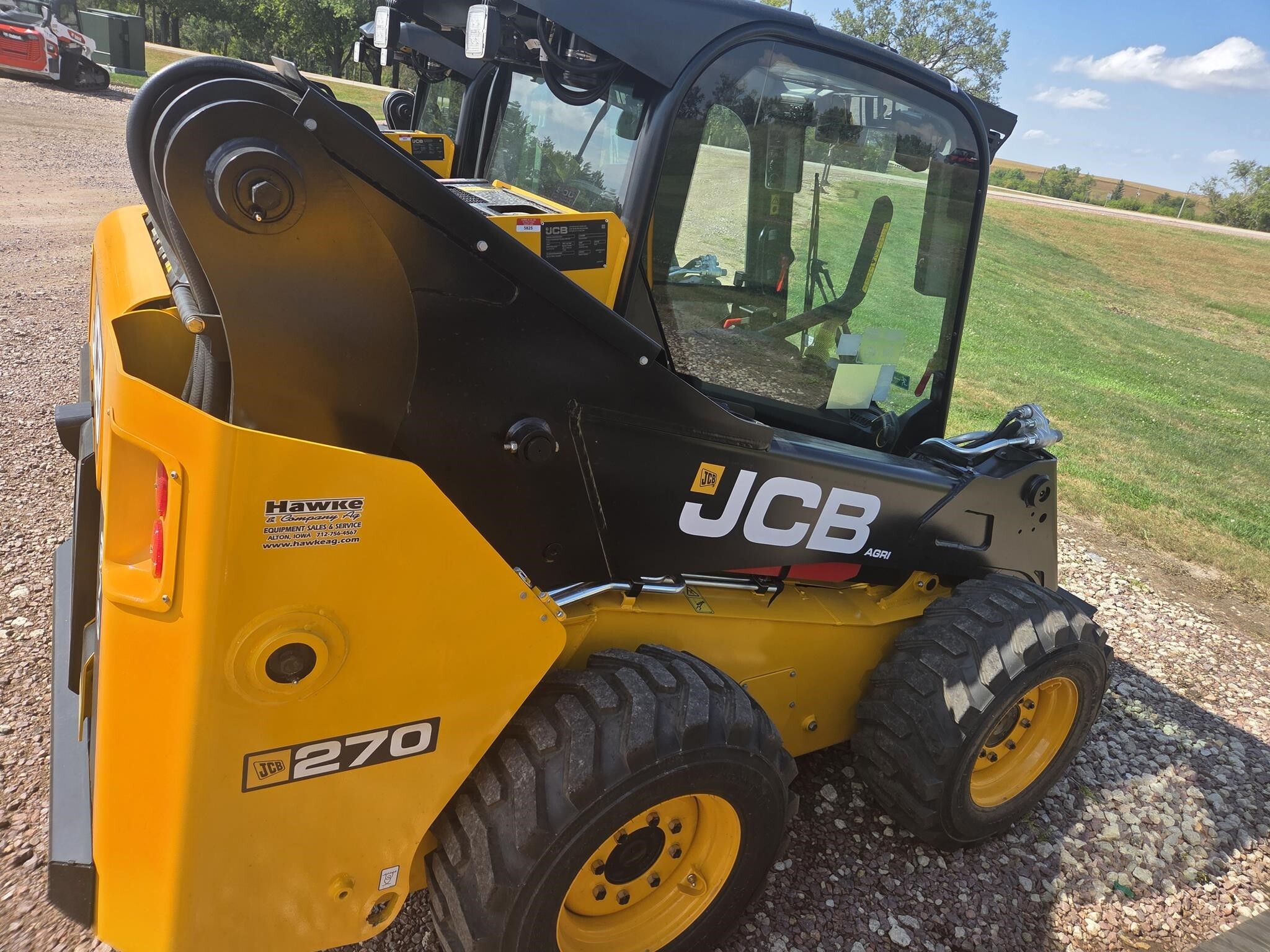 2025 JCB 270 Skid Steer