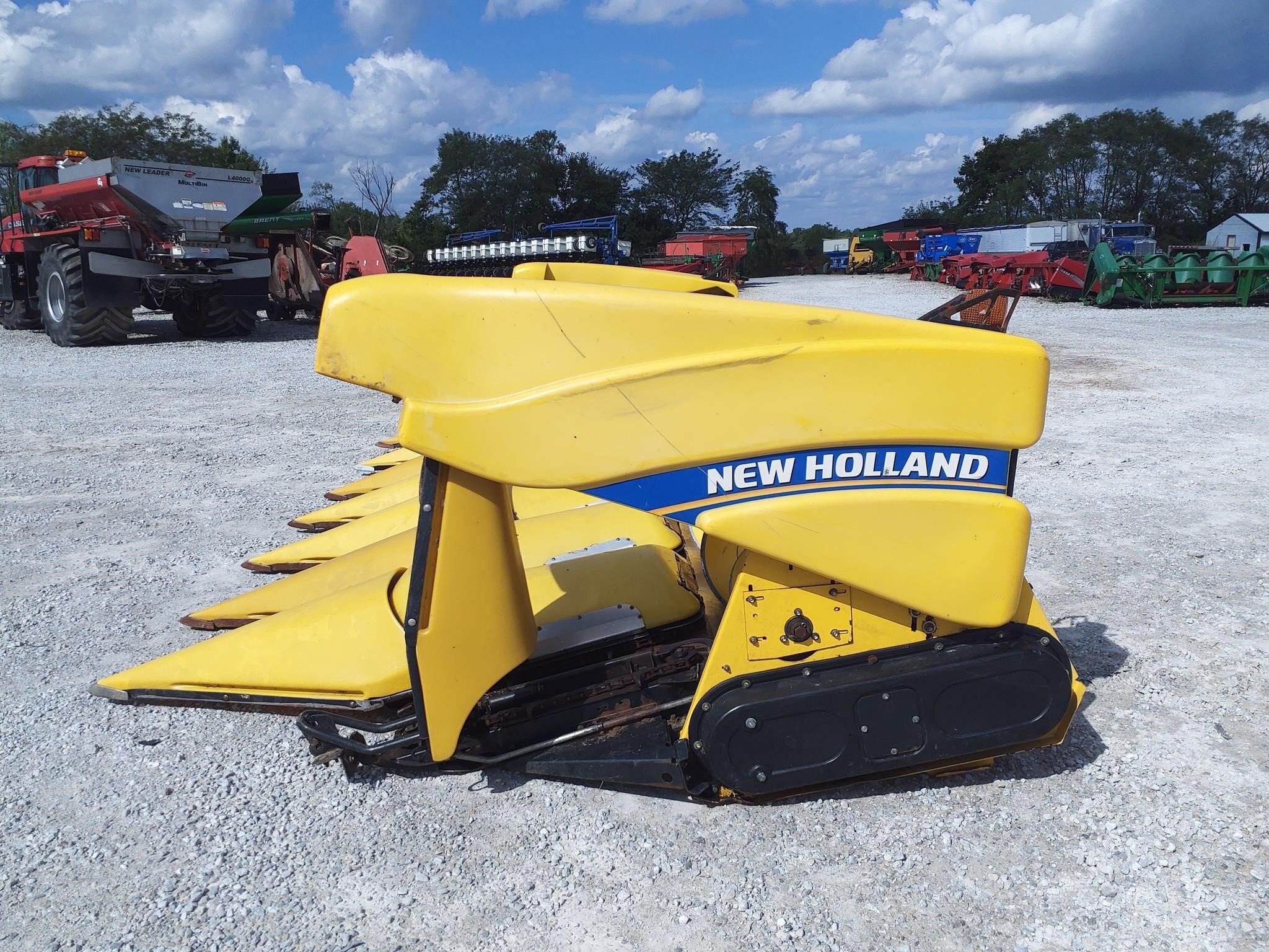 2012 New Holland 98D Corn Head