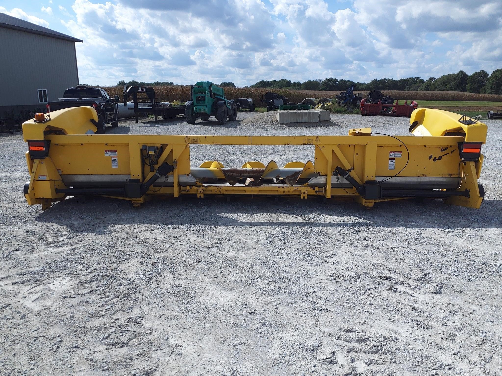 2012 New Holland 98D Corn Head