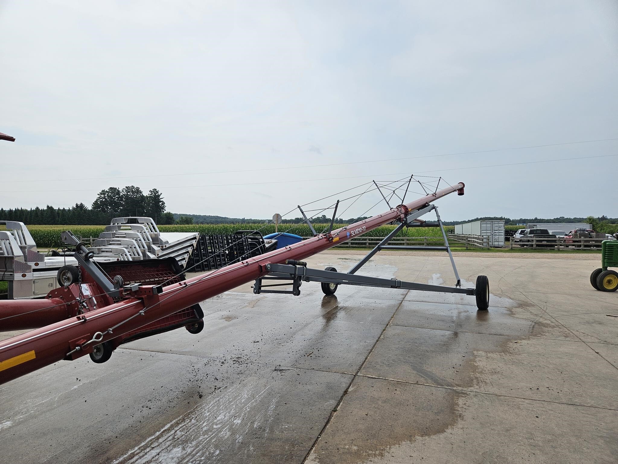  Meridian SLMD10-72 Augers and Conveyor