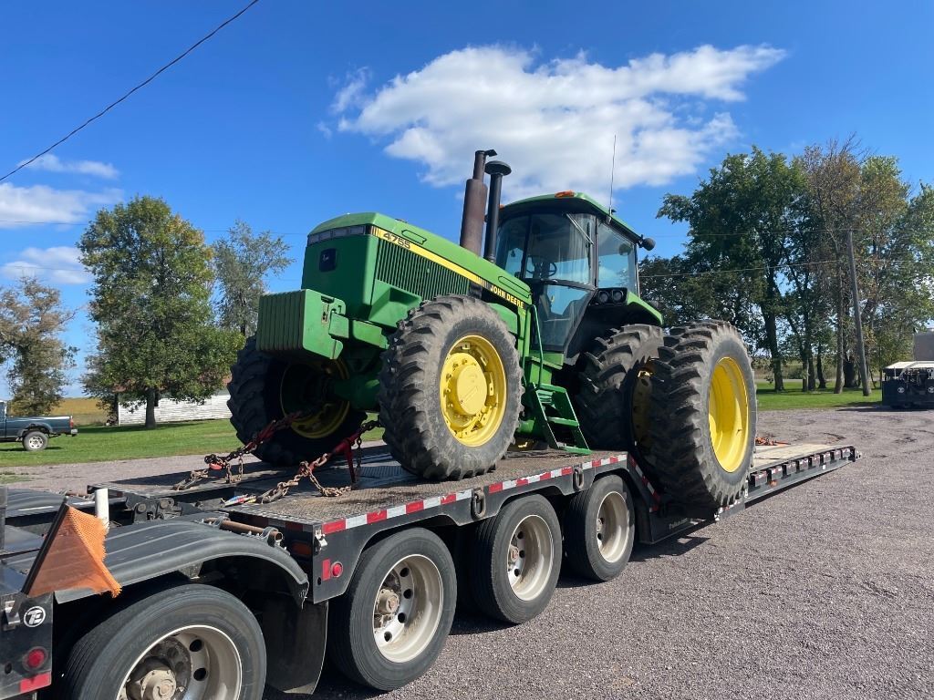 1990 John Deere 4755 Tractor