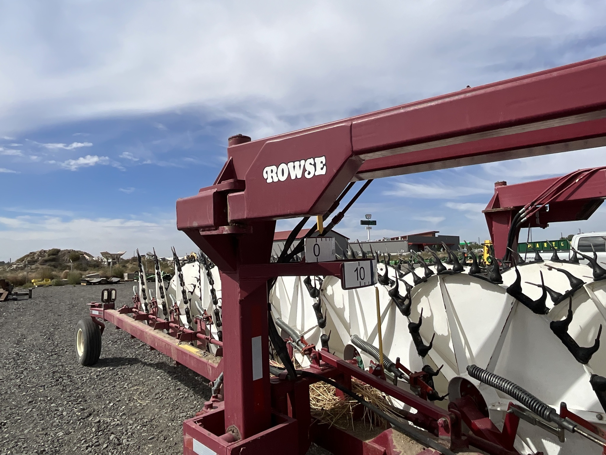 2009 Rowse U27 Rake