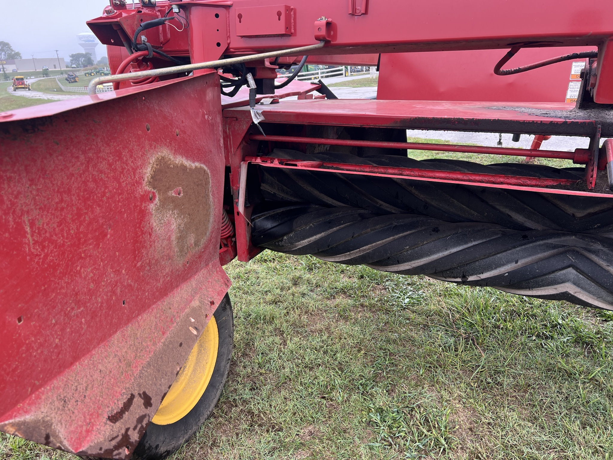 2013 New Holland H7230 Mower Conditioner