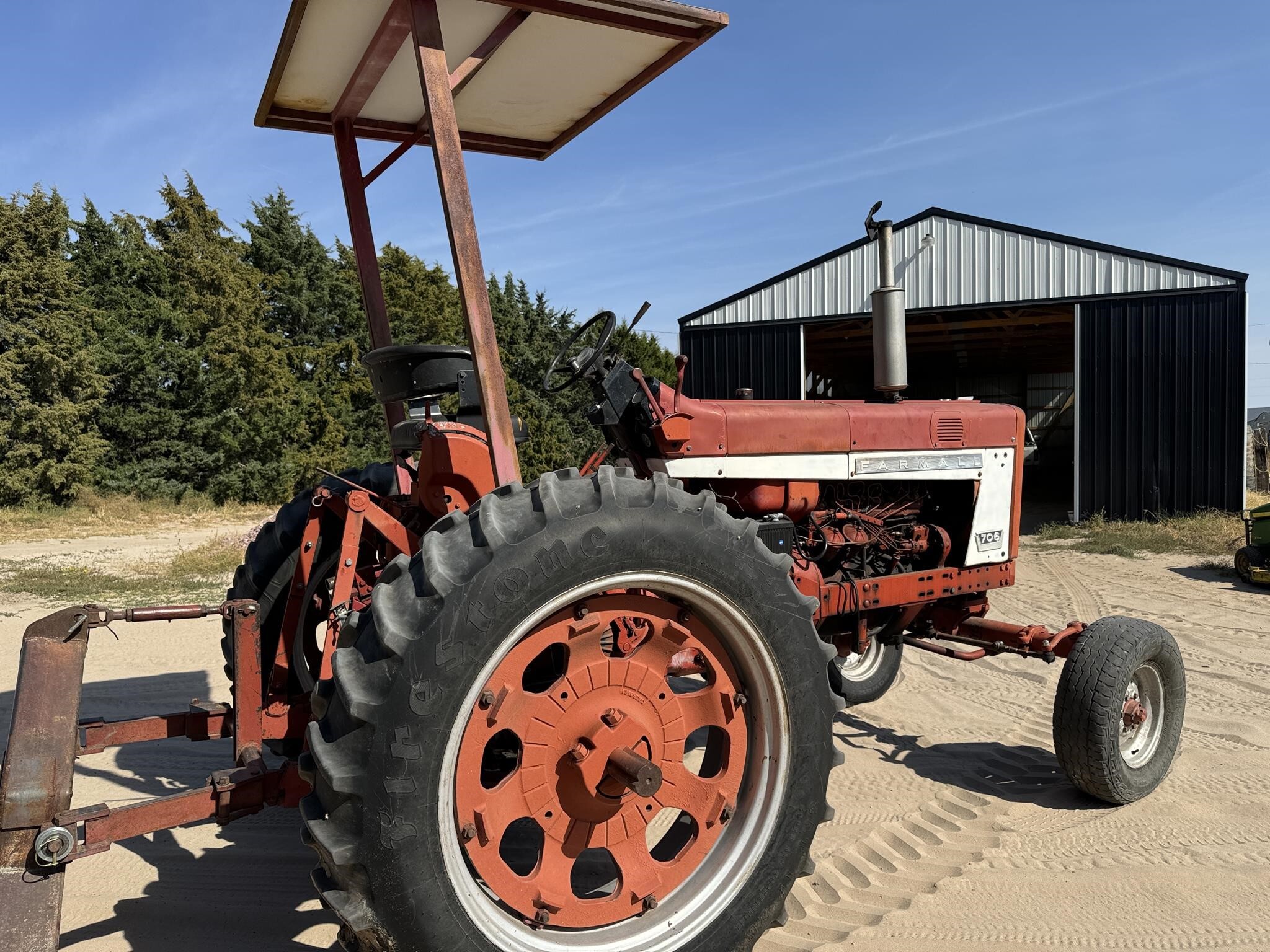 1965 International Harvester 706 Tractor