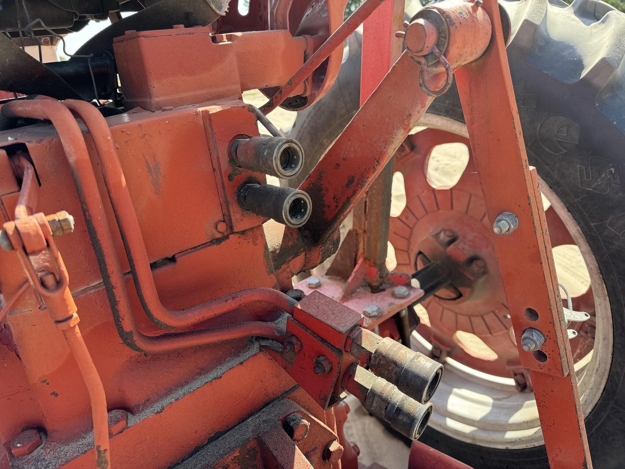 1965 International Harvester 706 Tractor