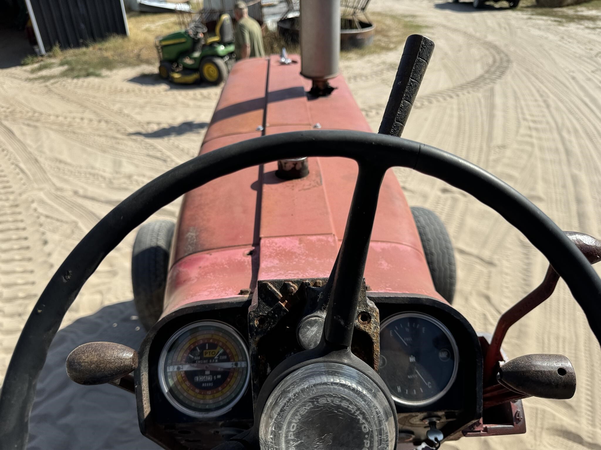 1965 International Harvester 706 Tractor