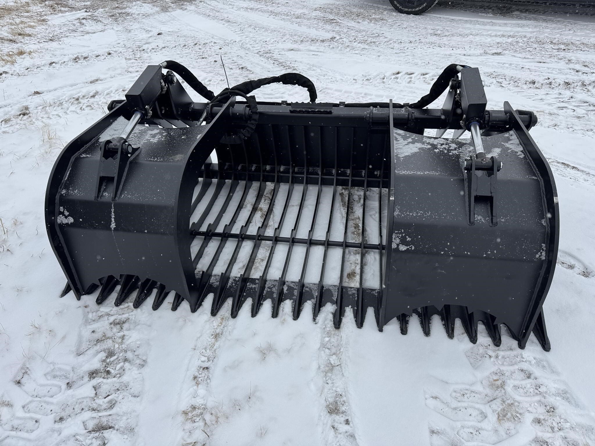 2025 Jenkins Skeleton Grapple Loader and Skid Steer Attachment - $3,200 ...