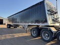 2020 Wilson Commander Grain Trailer