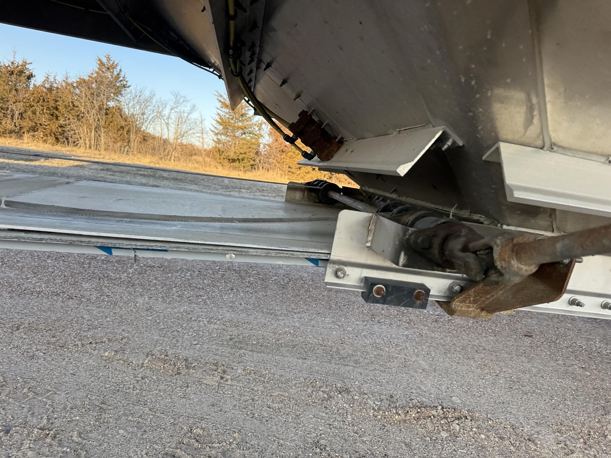 2020 Wilson Commander Grain Trailer