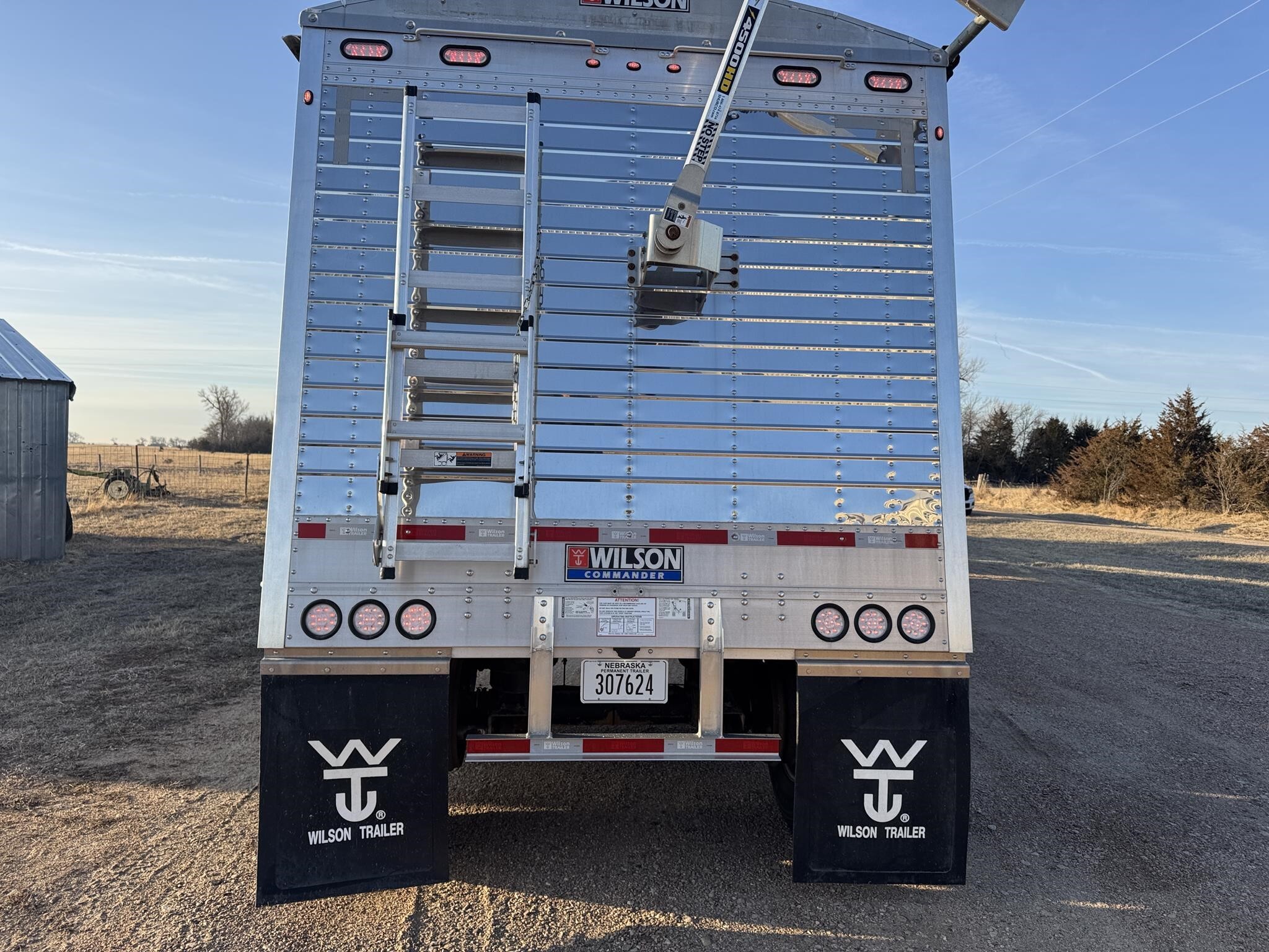 2020 Wilson Commander Grain Trailer