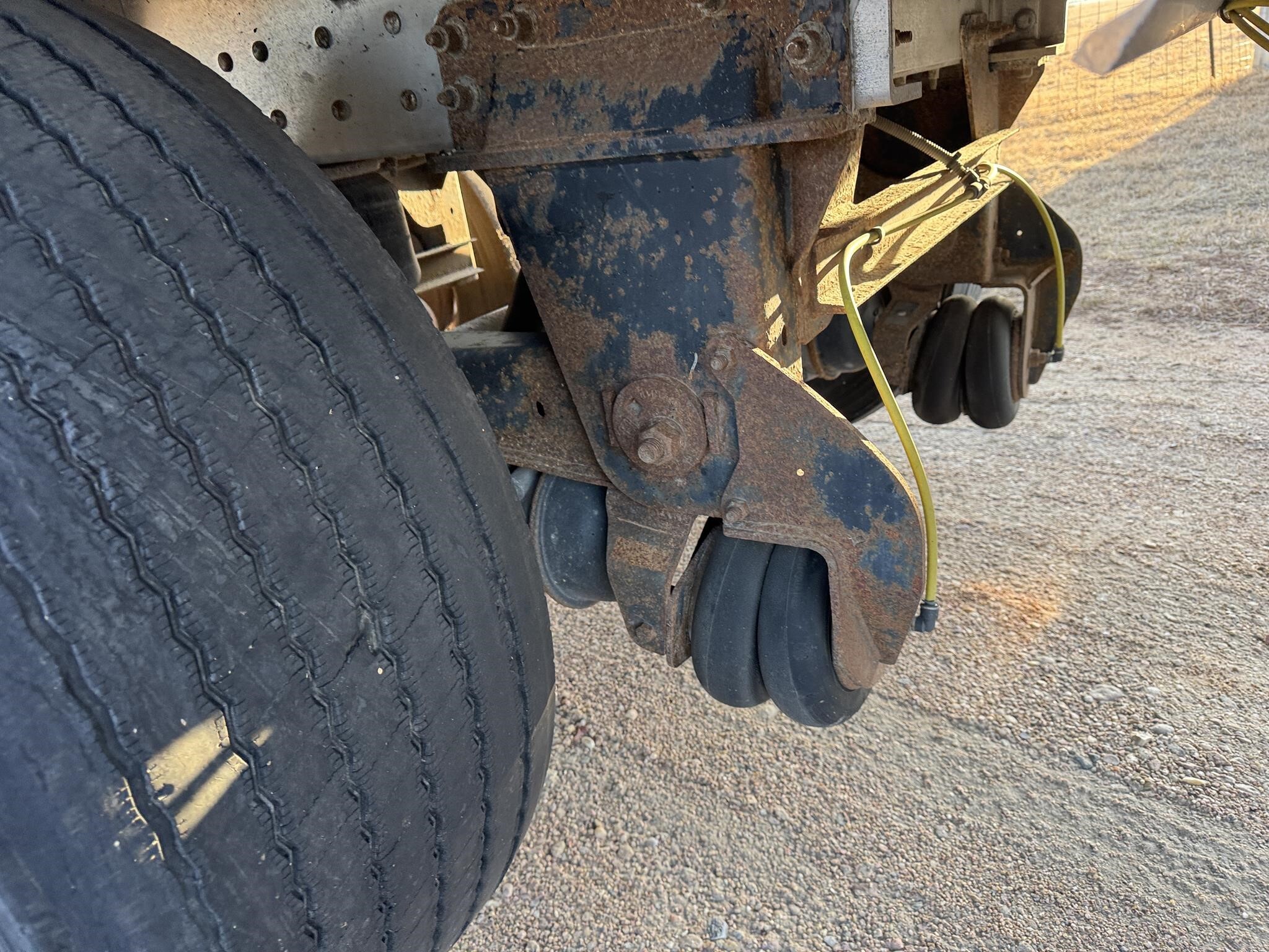 2020 Wilson Commander Grain Trailer