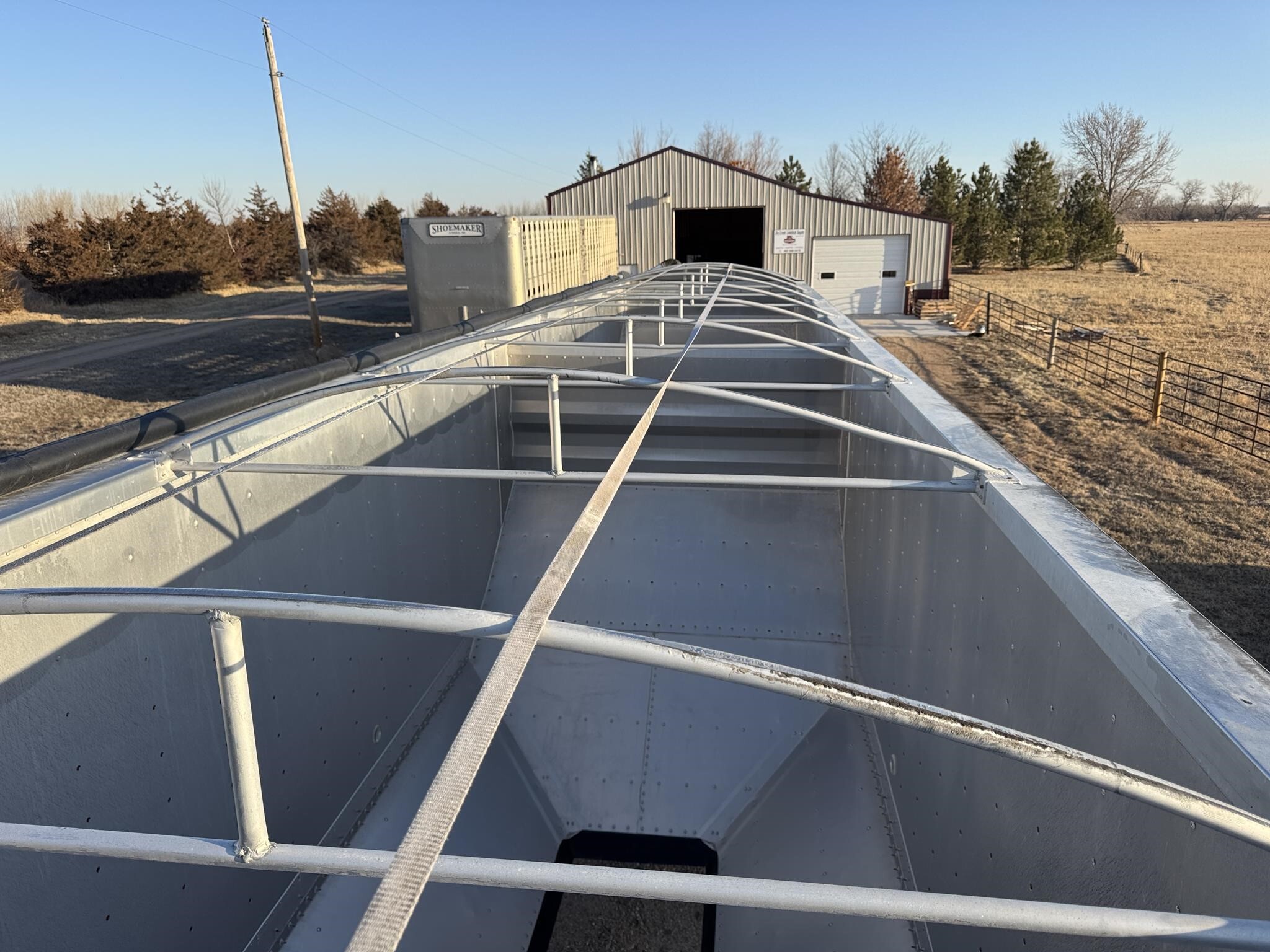 2020 Wilson Commander Grain Trailer
