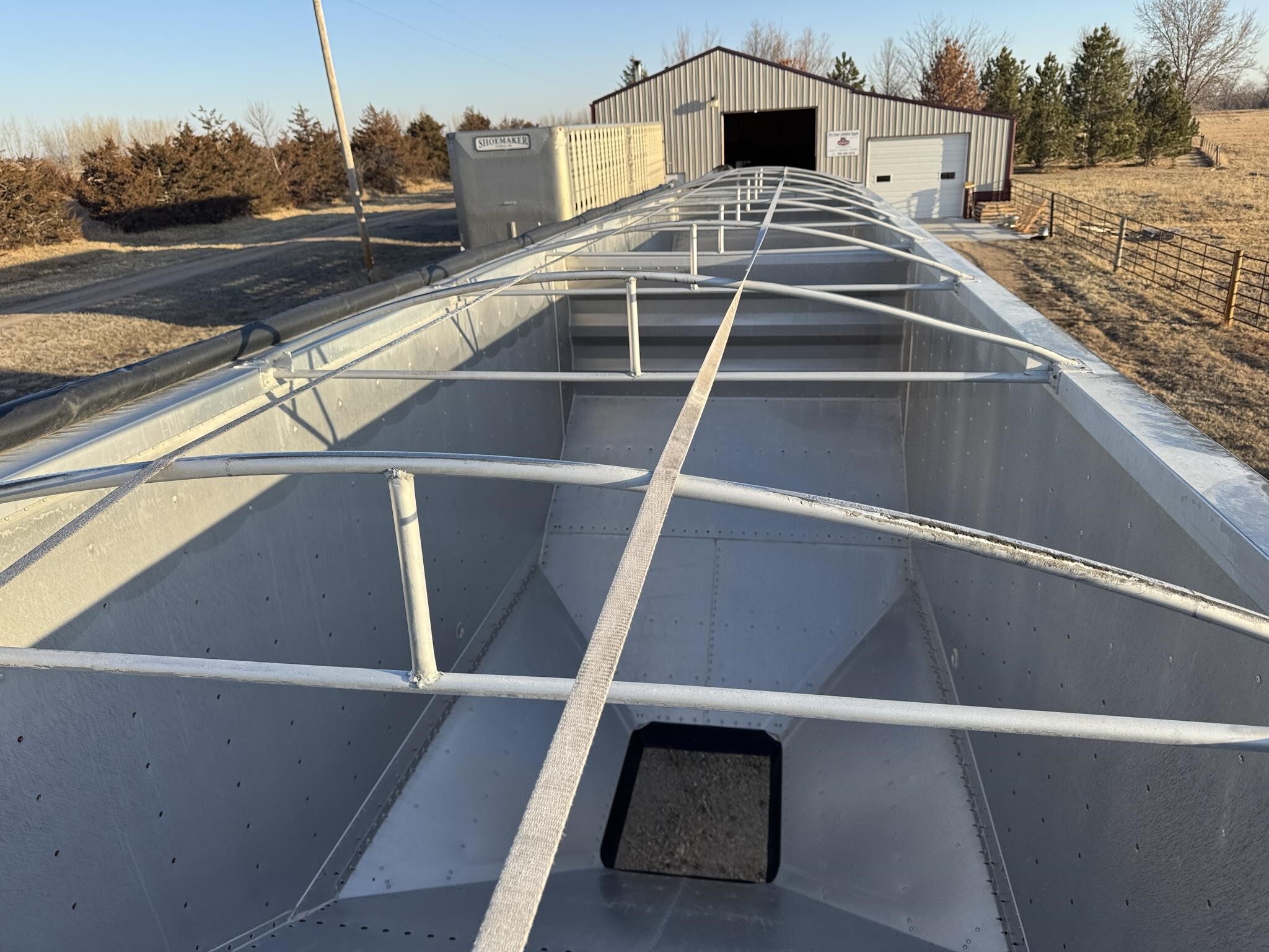 2020 Wilson Commander Grain Trailer