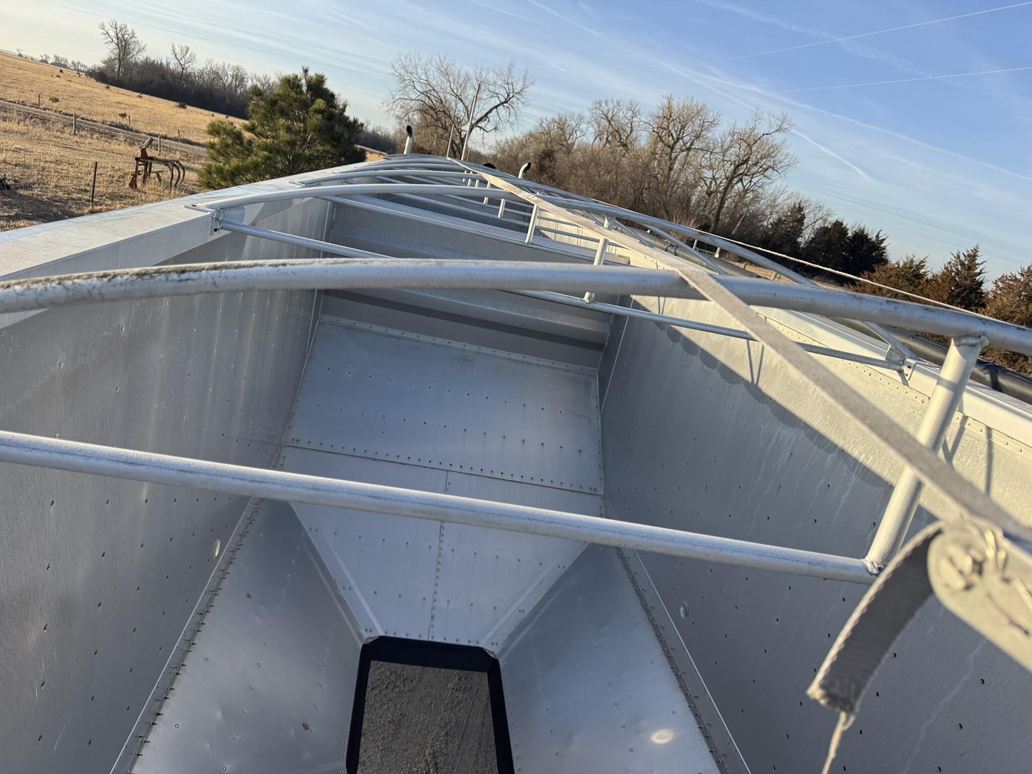 2020 Wilson Commander Grain Trailer