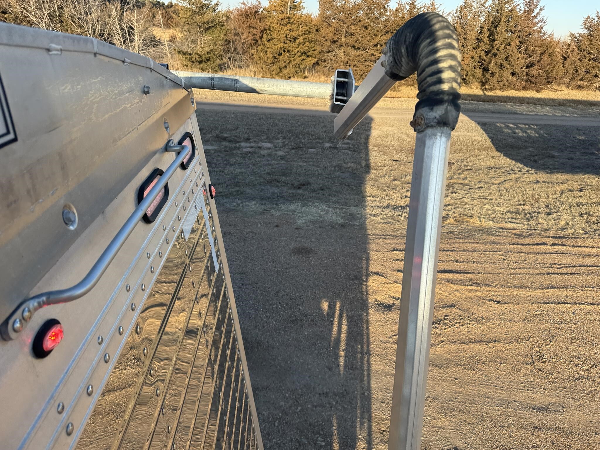 2020 Wilson Commander Grain Trailer