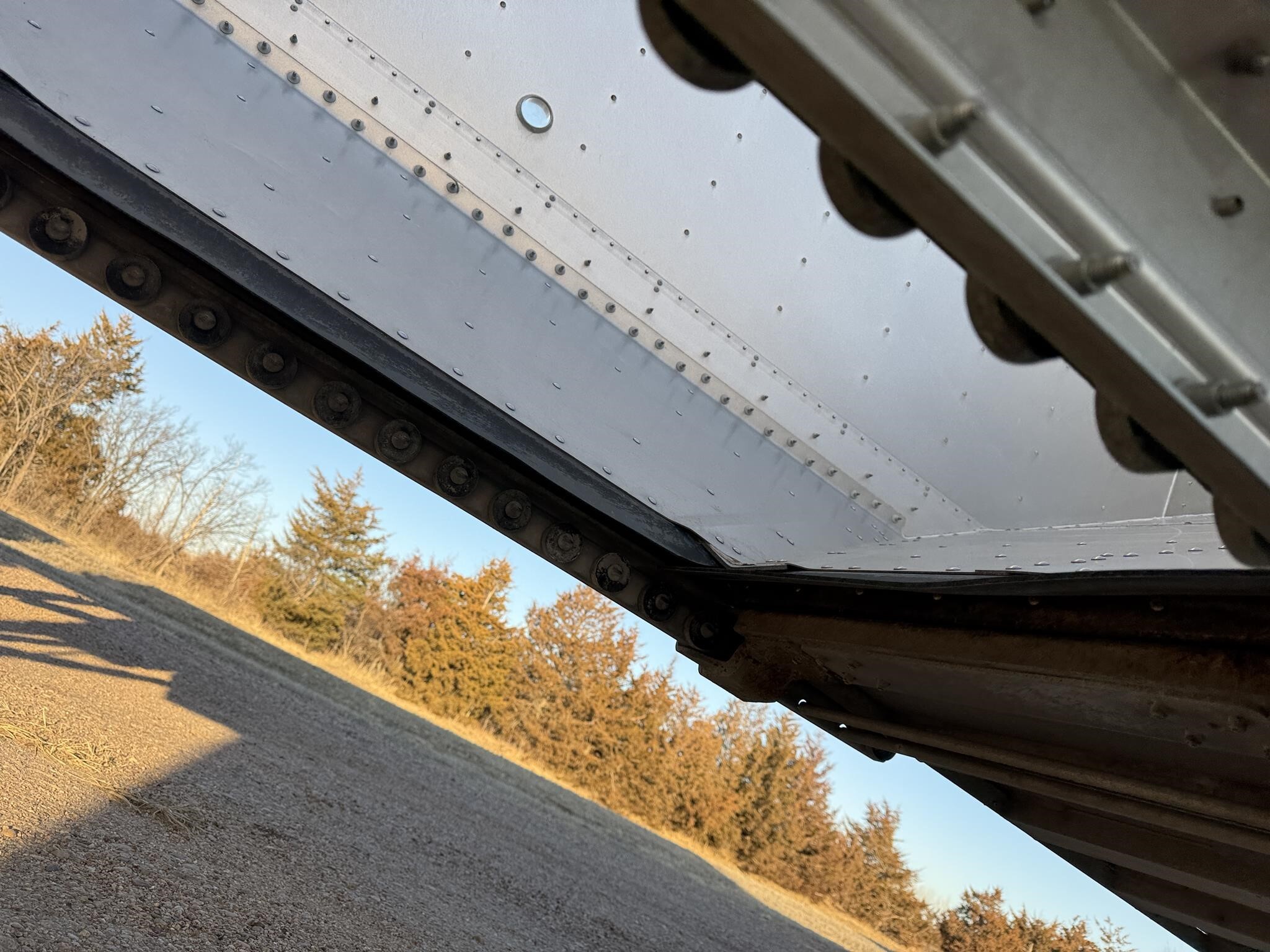 2020 Wilson Commander Grain Trailer