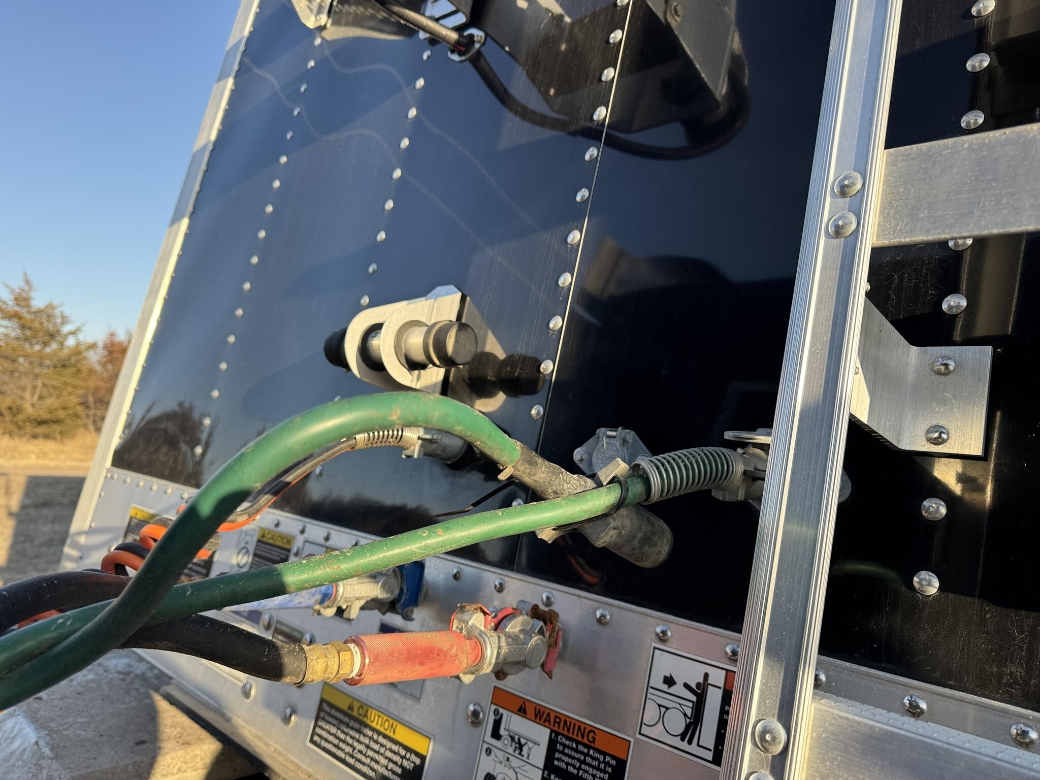 2020 Wilson Commander Grain Trailer
