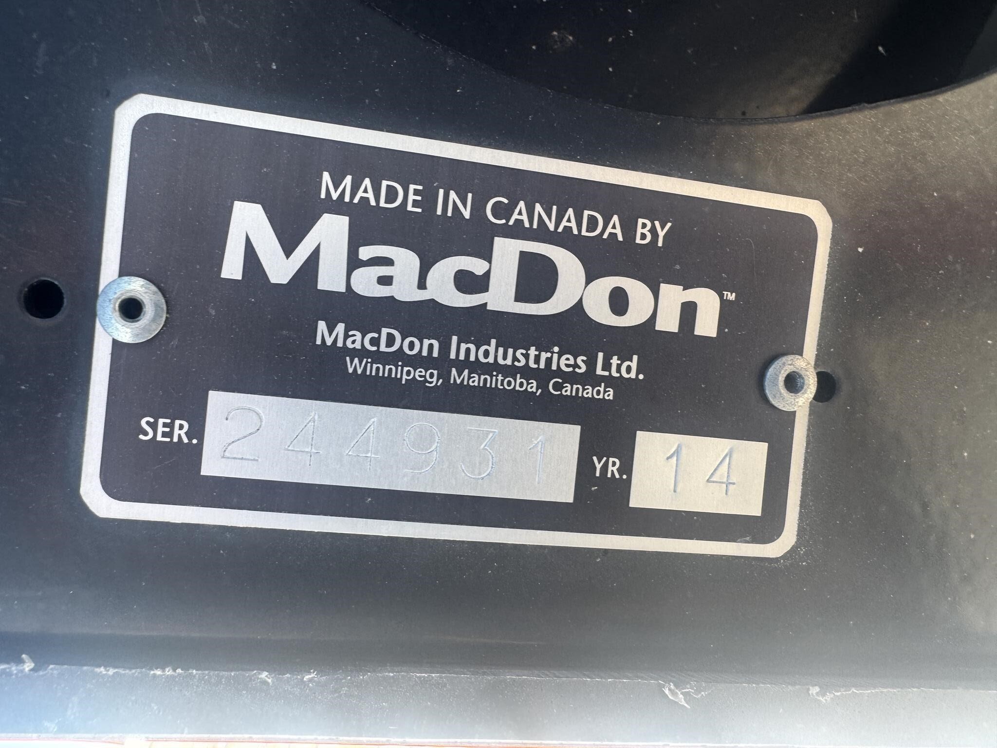 2014 MacDon FD75 Platform