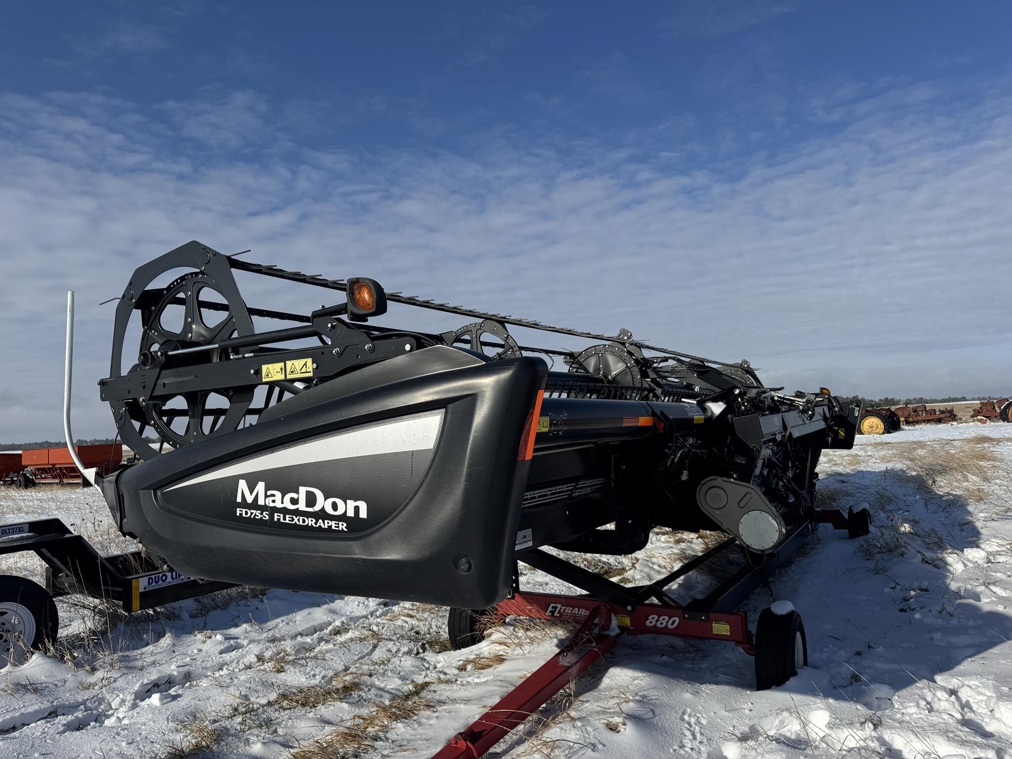 2014 MacDon FD75 Platform