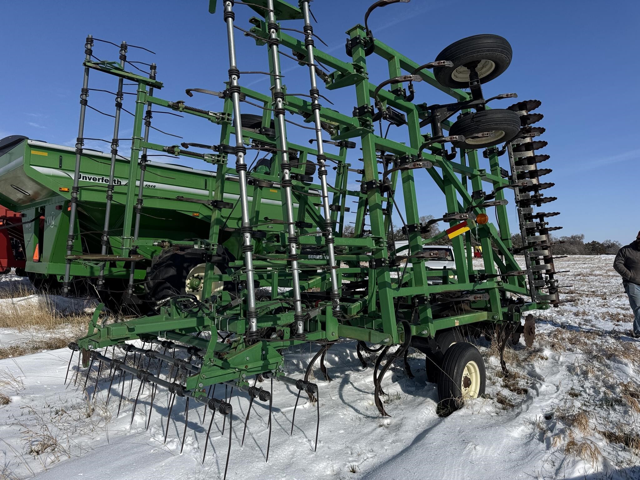 Great Plains 6328 Field Cultivator